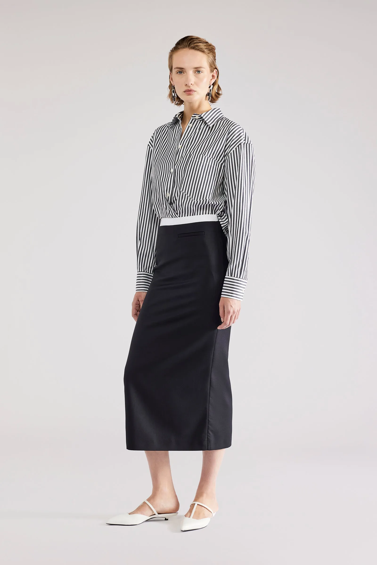 GONNA OWEN sold by Erika Cavallini