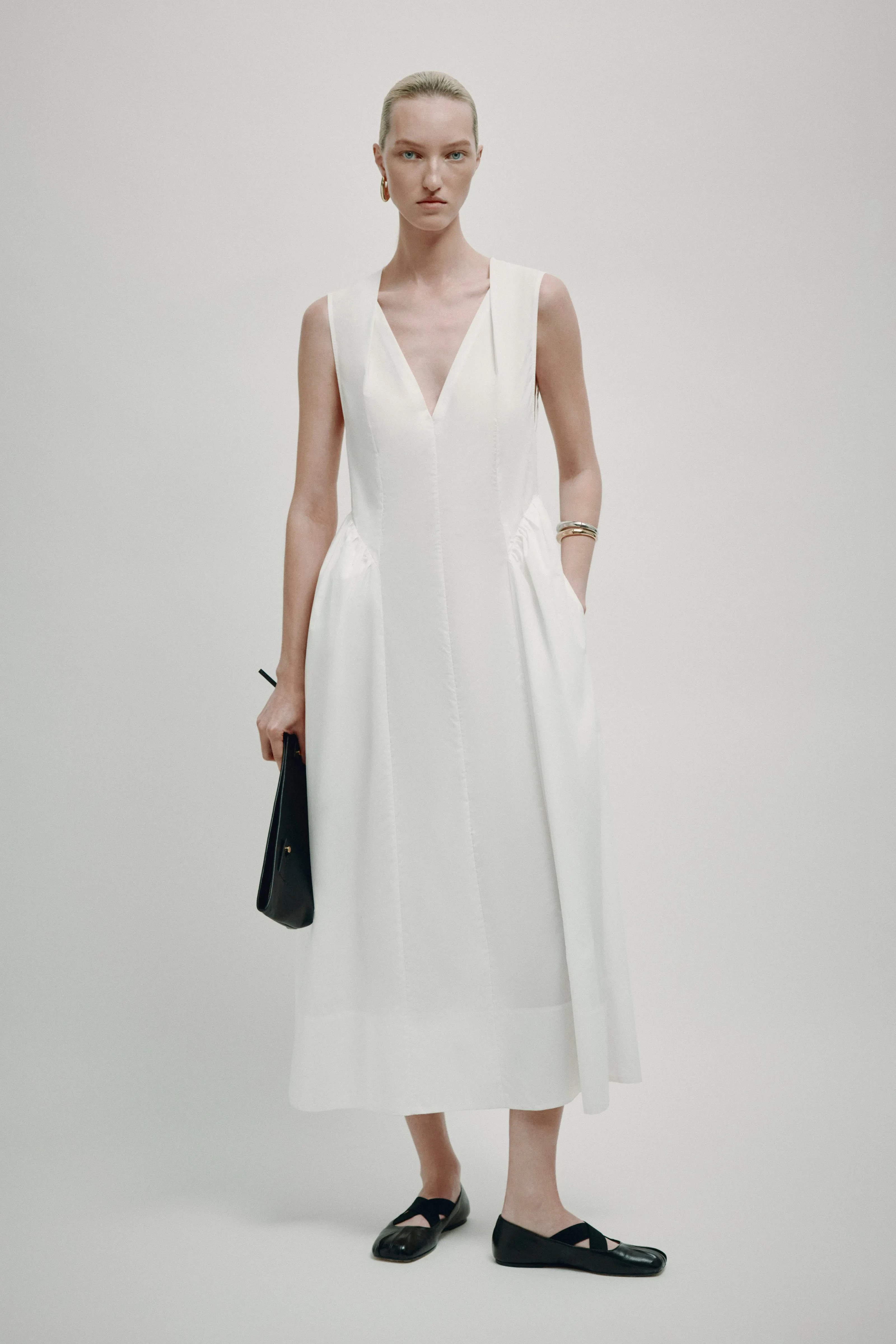 ABITO ADRIANO sold by Erika Cavallini