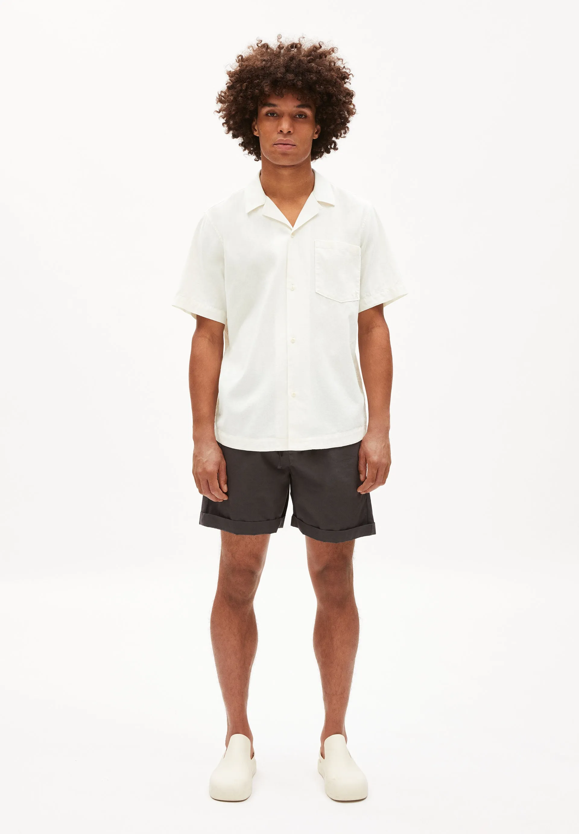 LOVDAAG Linen Shirt sold by Earthkind product image thumbnail 4