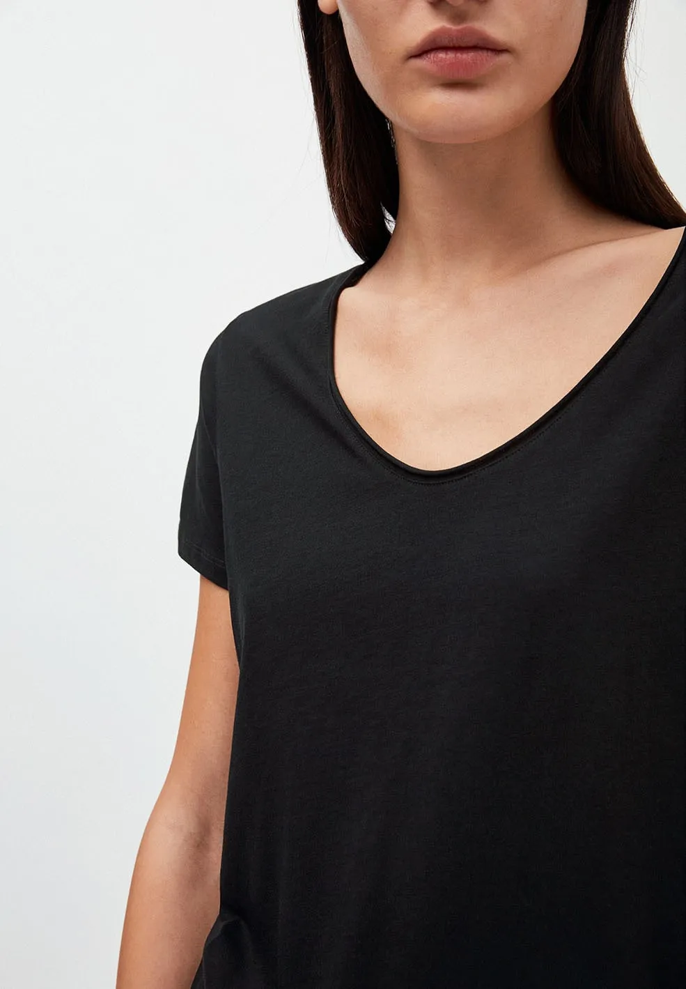 HAADIA Organic Cotton T-shirt sold by Earthkind product image thumbnail 3