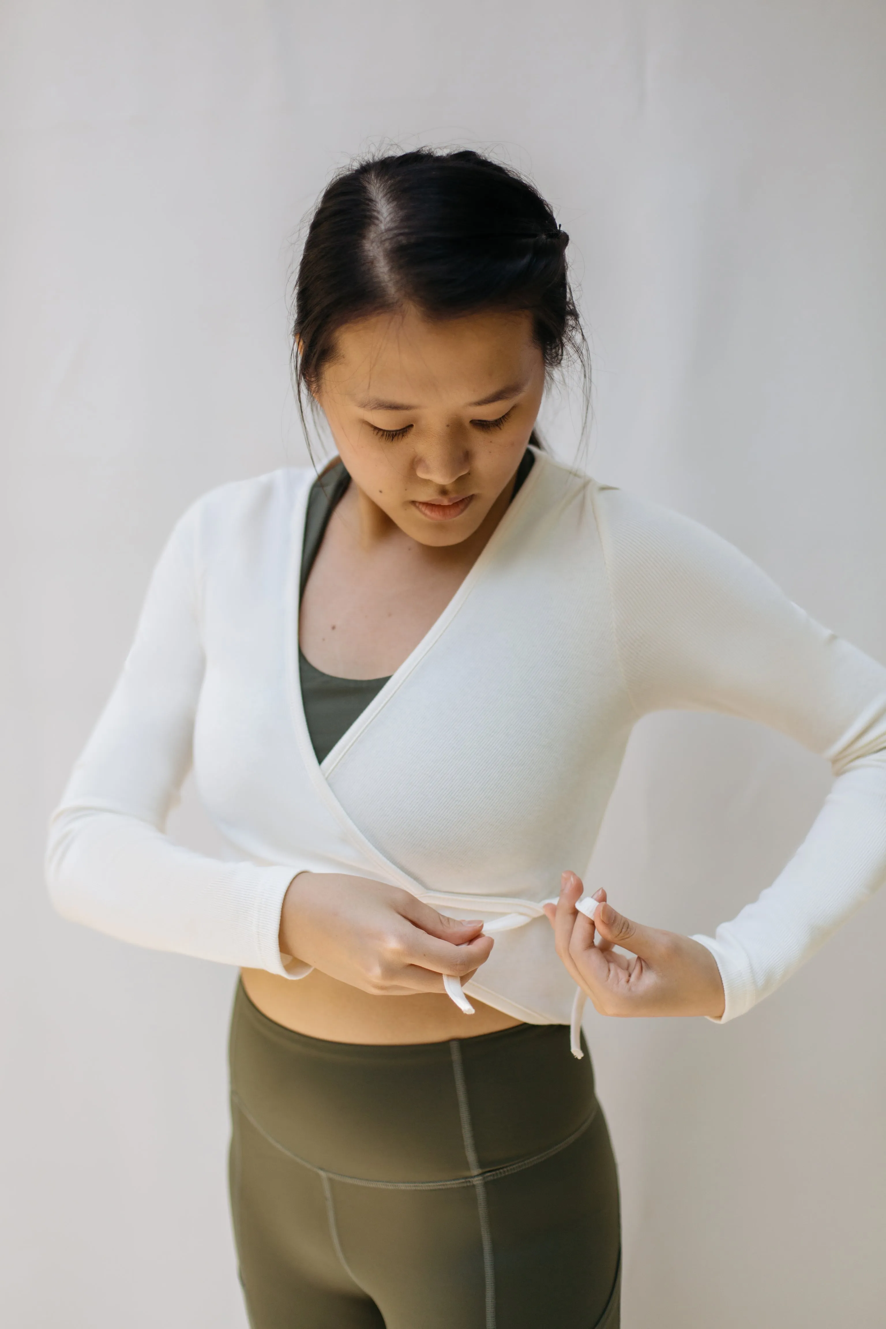 Its A Wrap Ivory sold by Earthkind product image thumbnail 5