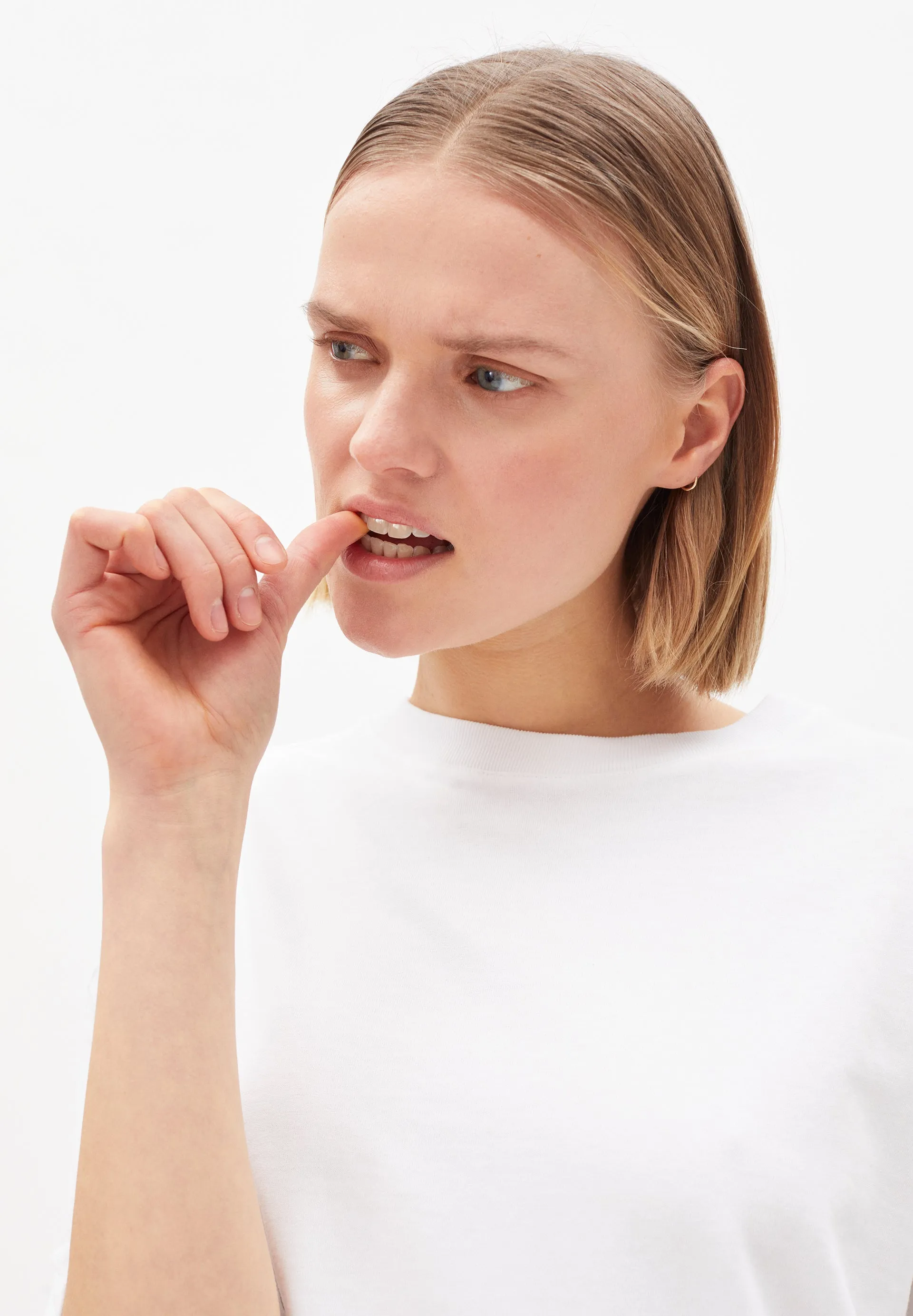 LAURAA Organic Cotton T-shirt sold by Earthkind product image thumbnail 2