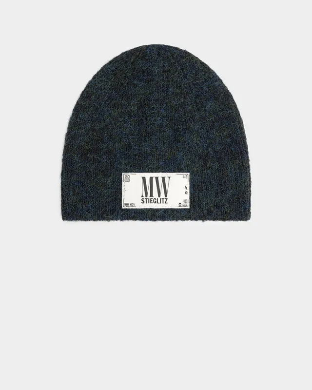 Oliver Beanie | Black sold by Stieglitz