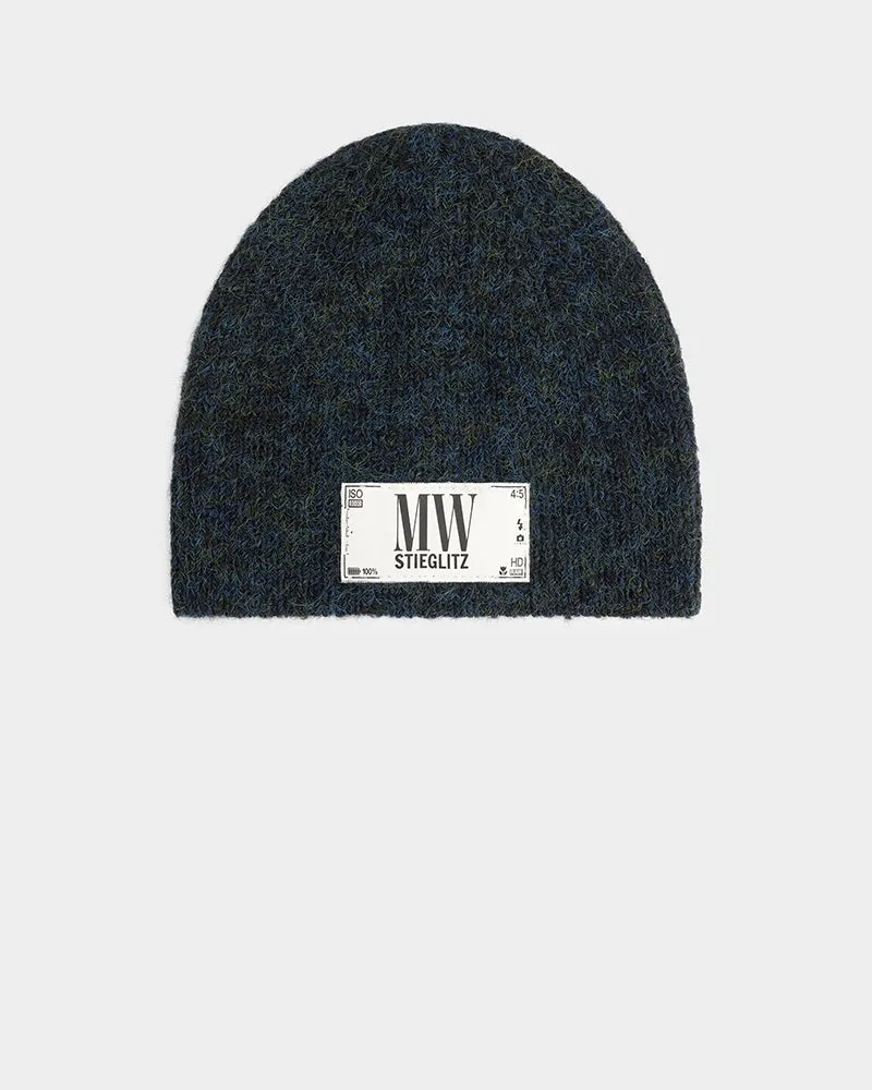 Oliver Beanie | Black sold by Stieglitz