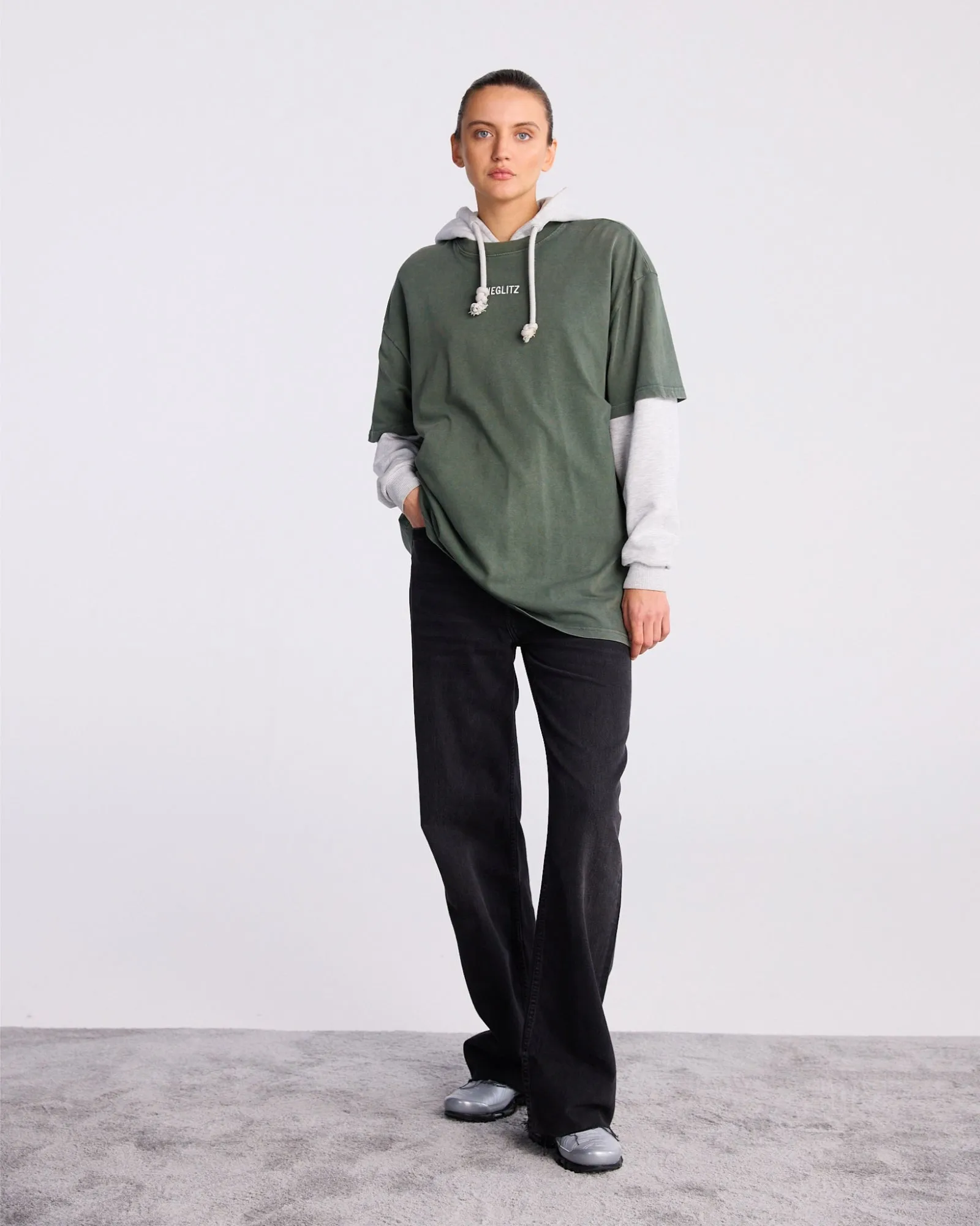 Basic Worn Out T-shirt | Green sold by Stieglitz product image thumbnail 2