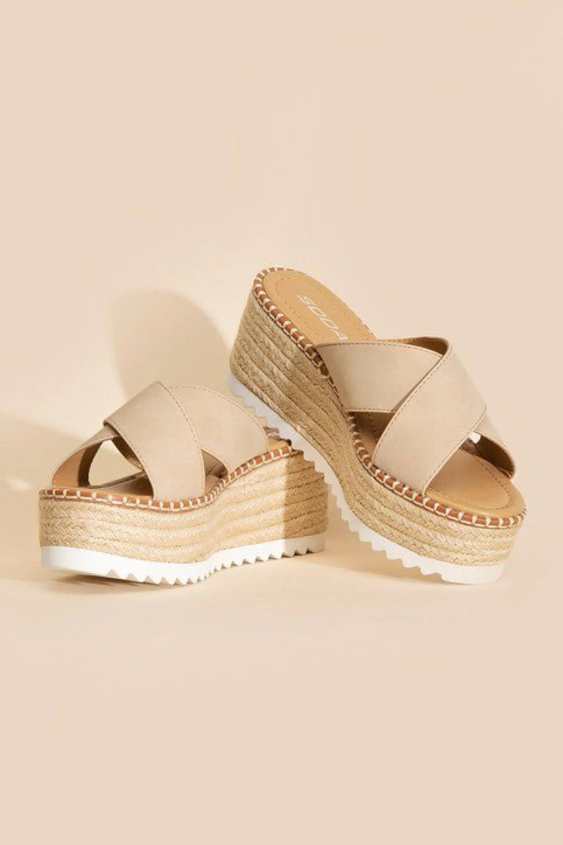 Heights Platform - Natural sold by Petal & Pup product image thumbnail 2