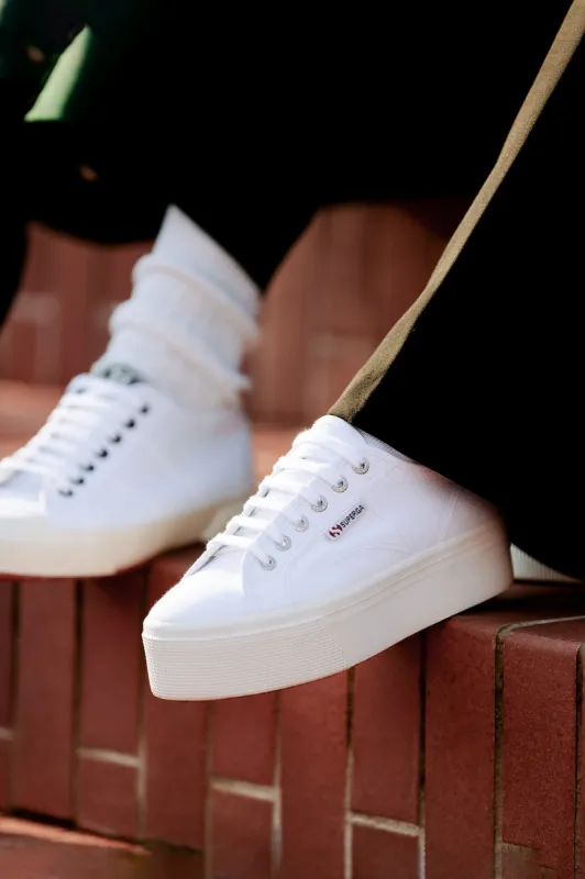 2790 Platform - White made by Petal & Pup