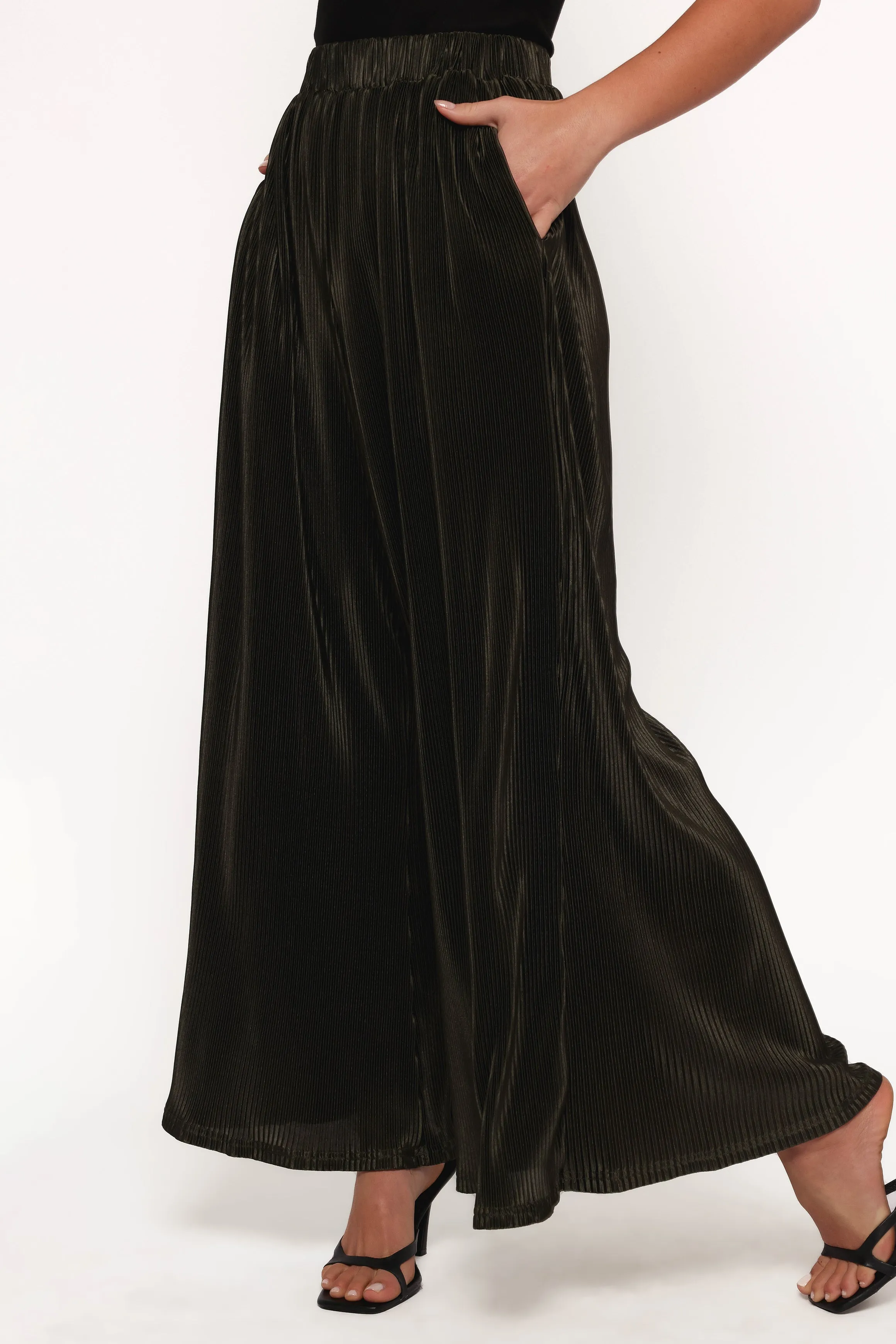 Leria Wide Pant - Olive sold by Petal & Pup product image thumbnail 4