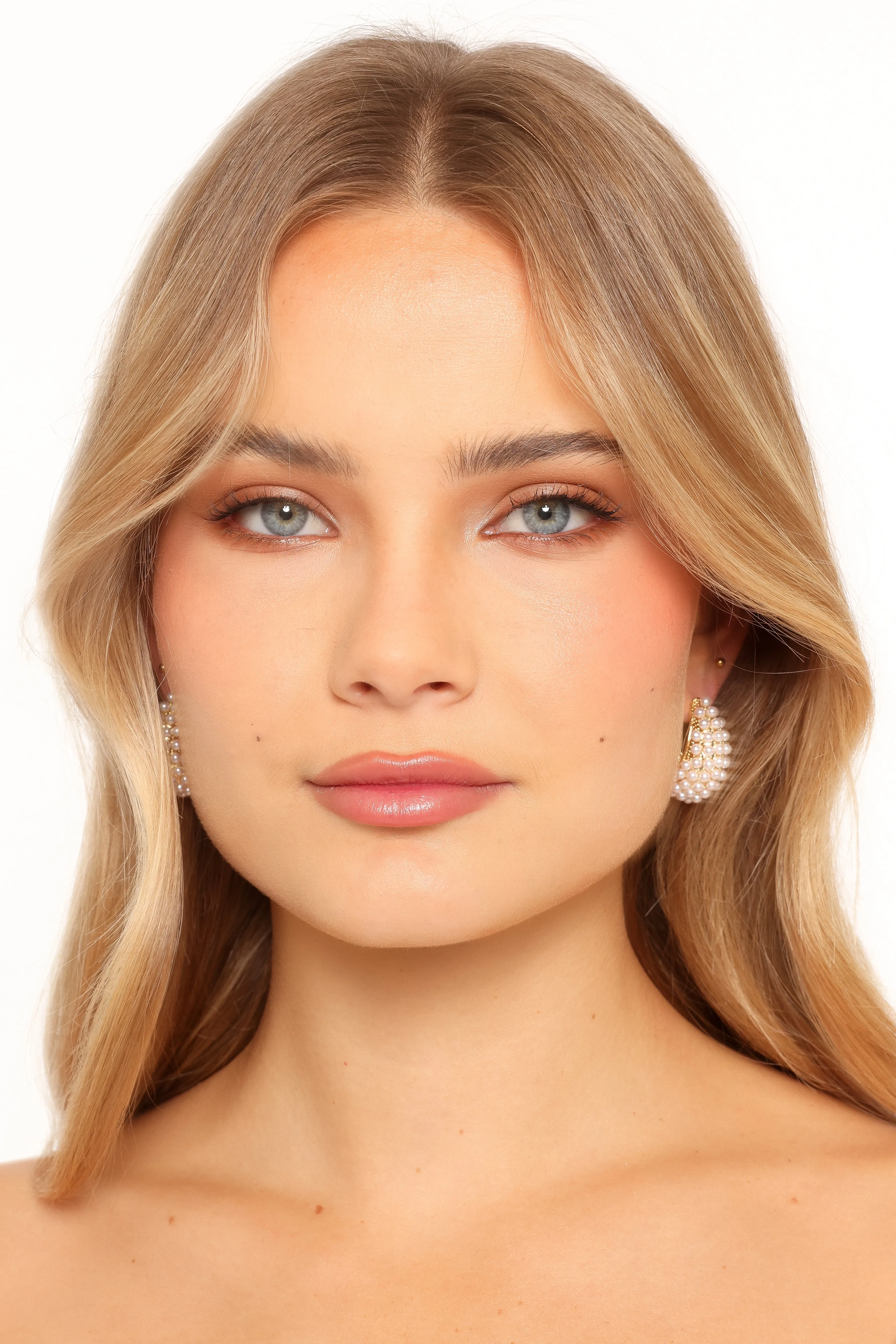 Sarah Pearl Earrings - Gold sold by Petal & Pup product image thumbnail 3