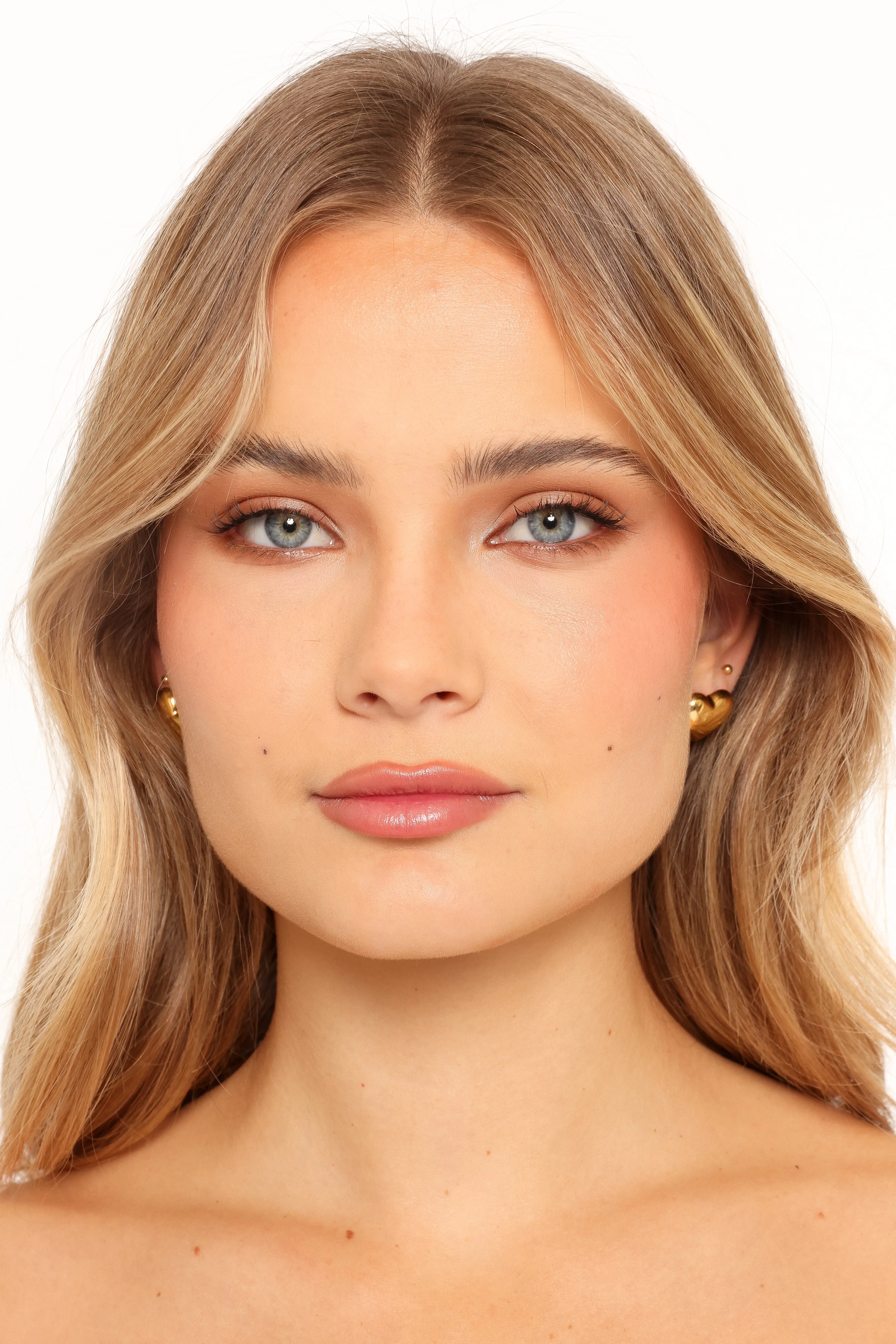 Kenny Heart Earrings - Gold sold by Petal & Pup product image thumbnail 3