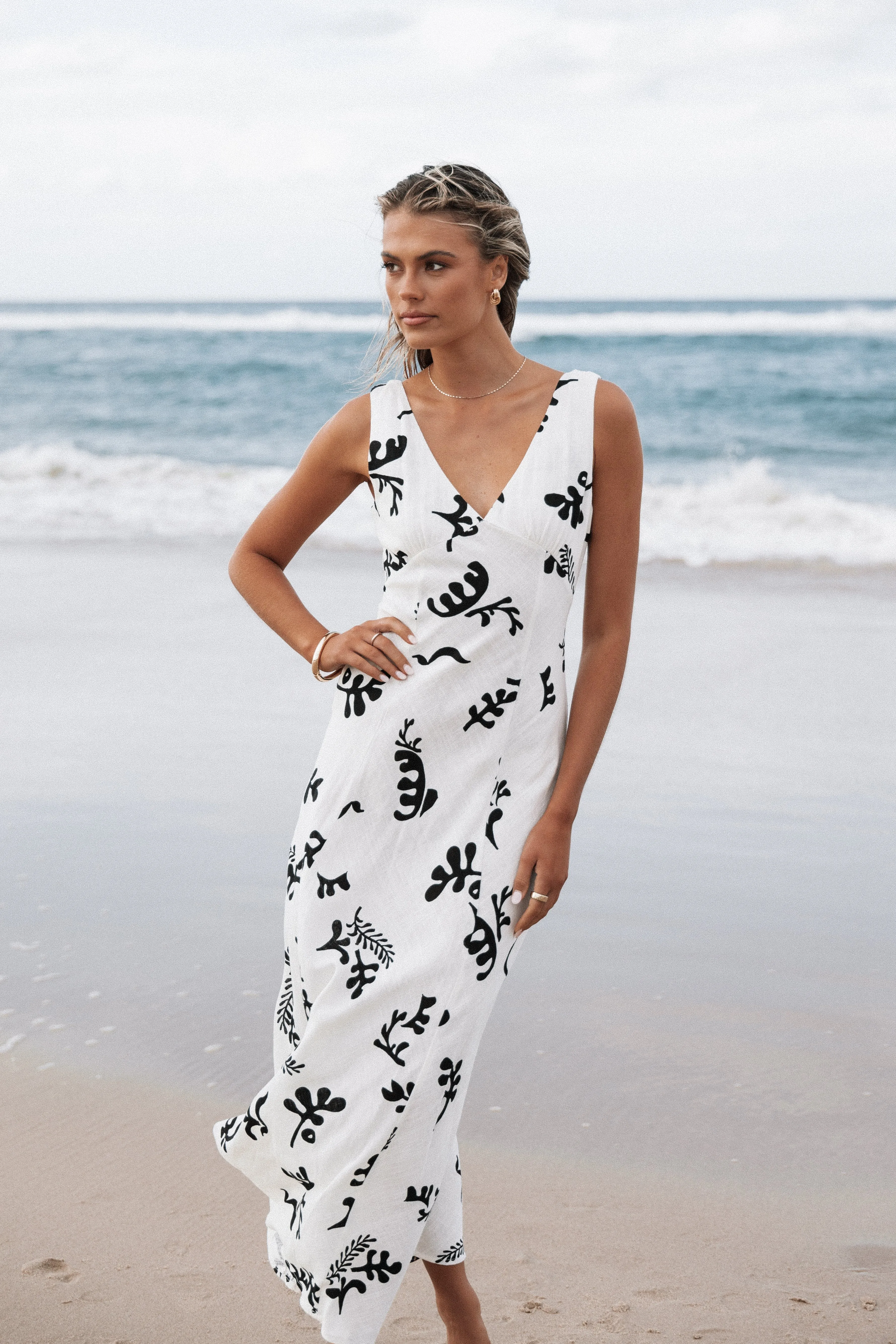 Tulsi Midi Dress - Off White Print sold by Petal & Pup product image thumbnail 2
