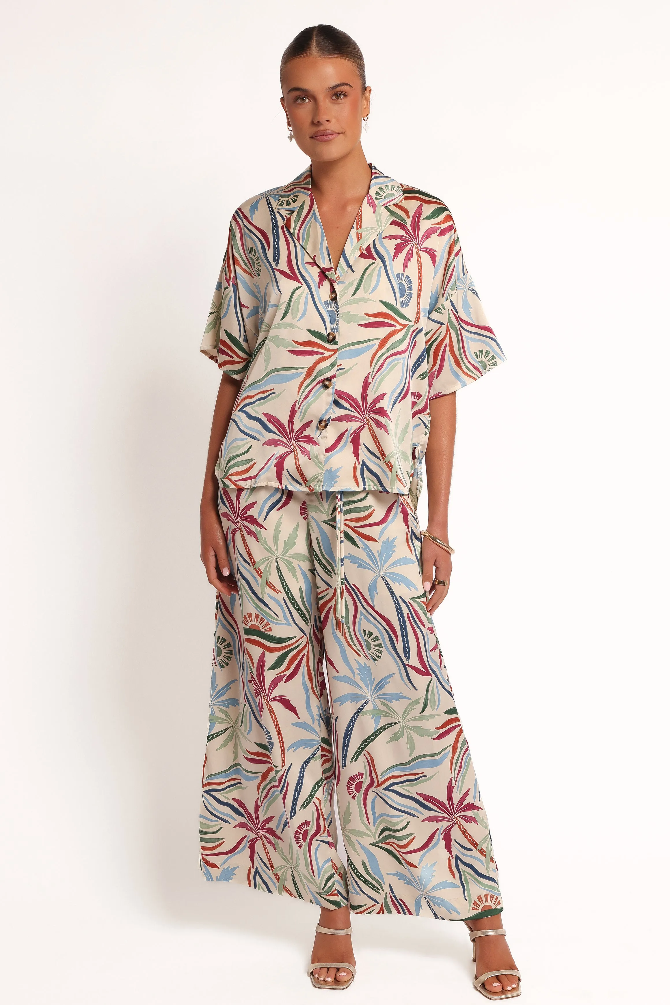 Illoura Short Sleeve Shirt - Tahitian Tide sold by Petal & Pup product image thumbnail 2