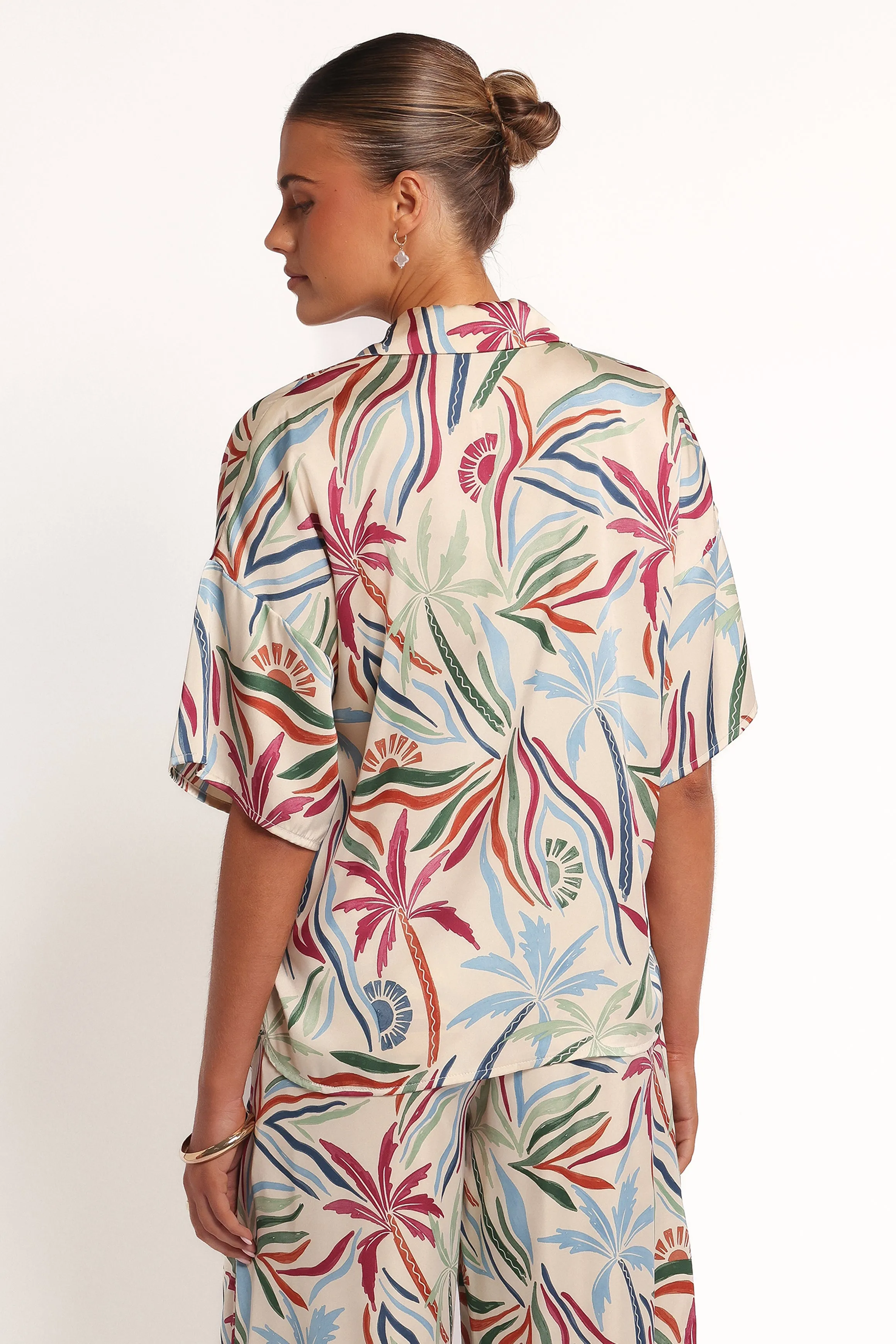 Illoura Short Sleeve Shirt - Tahitian Tide sold by Petal & Pup product image thumbnail 5