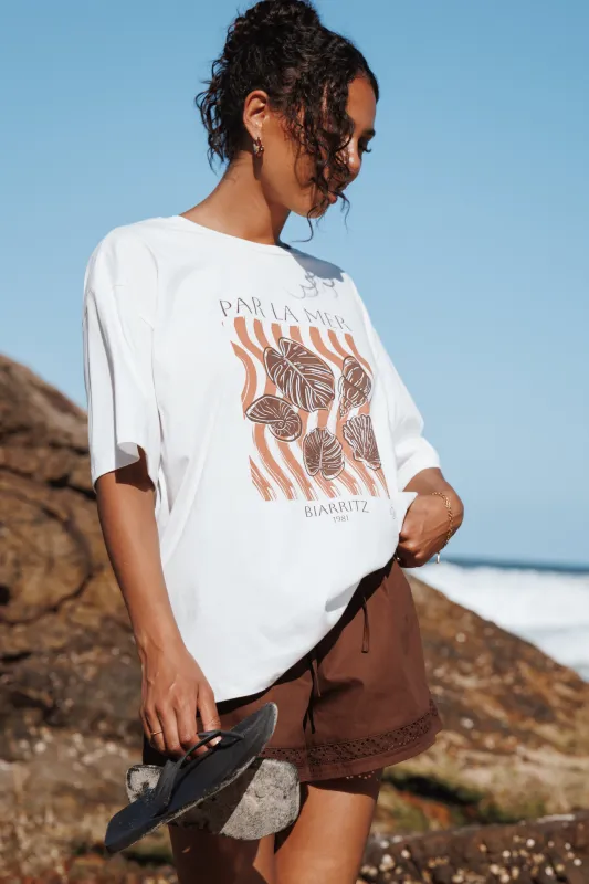 Par La Mer Tee - White sold by Petal & Pup