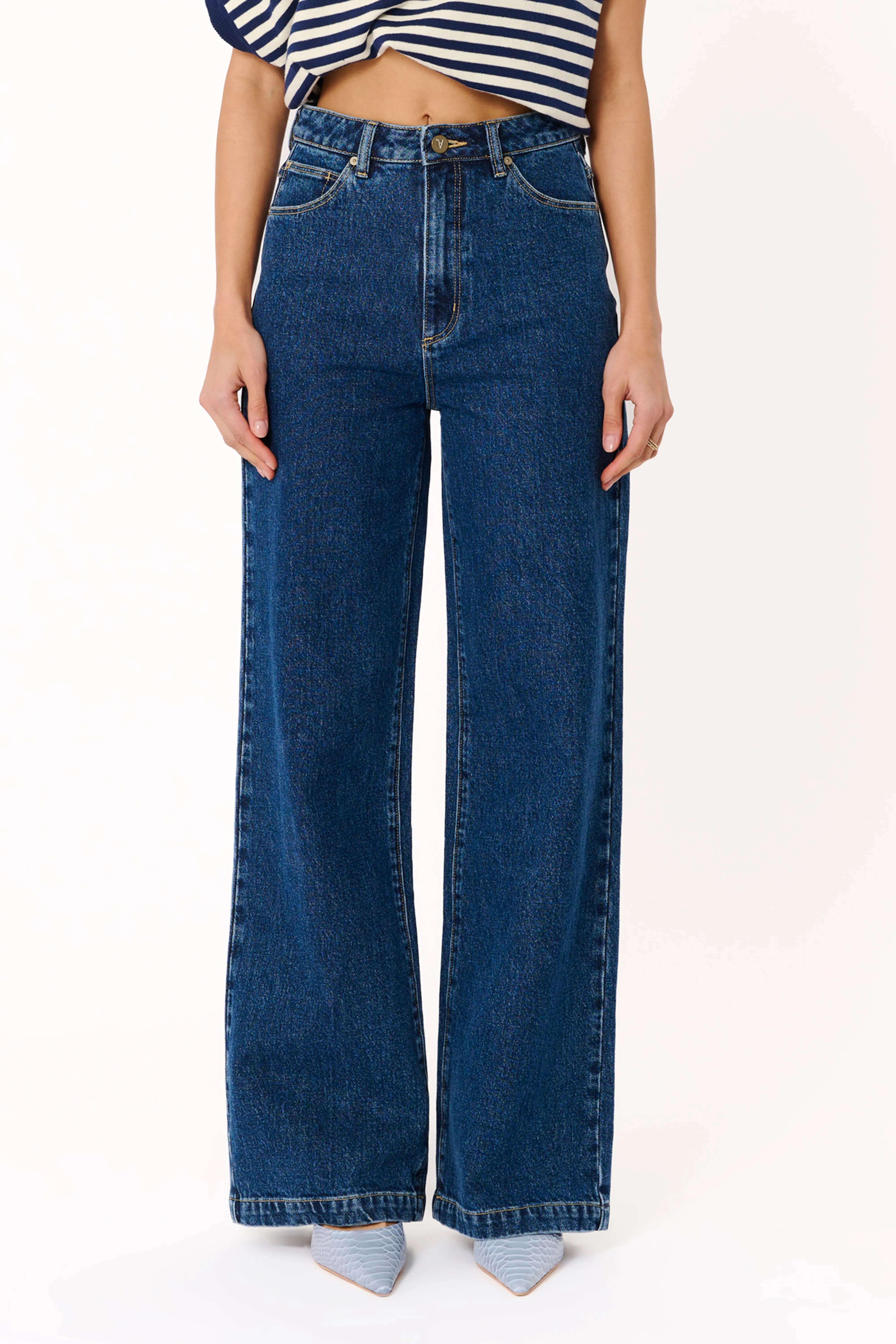 Abrand 94 Wide Leg Jeans - Tara sold by Petal & Pup