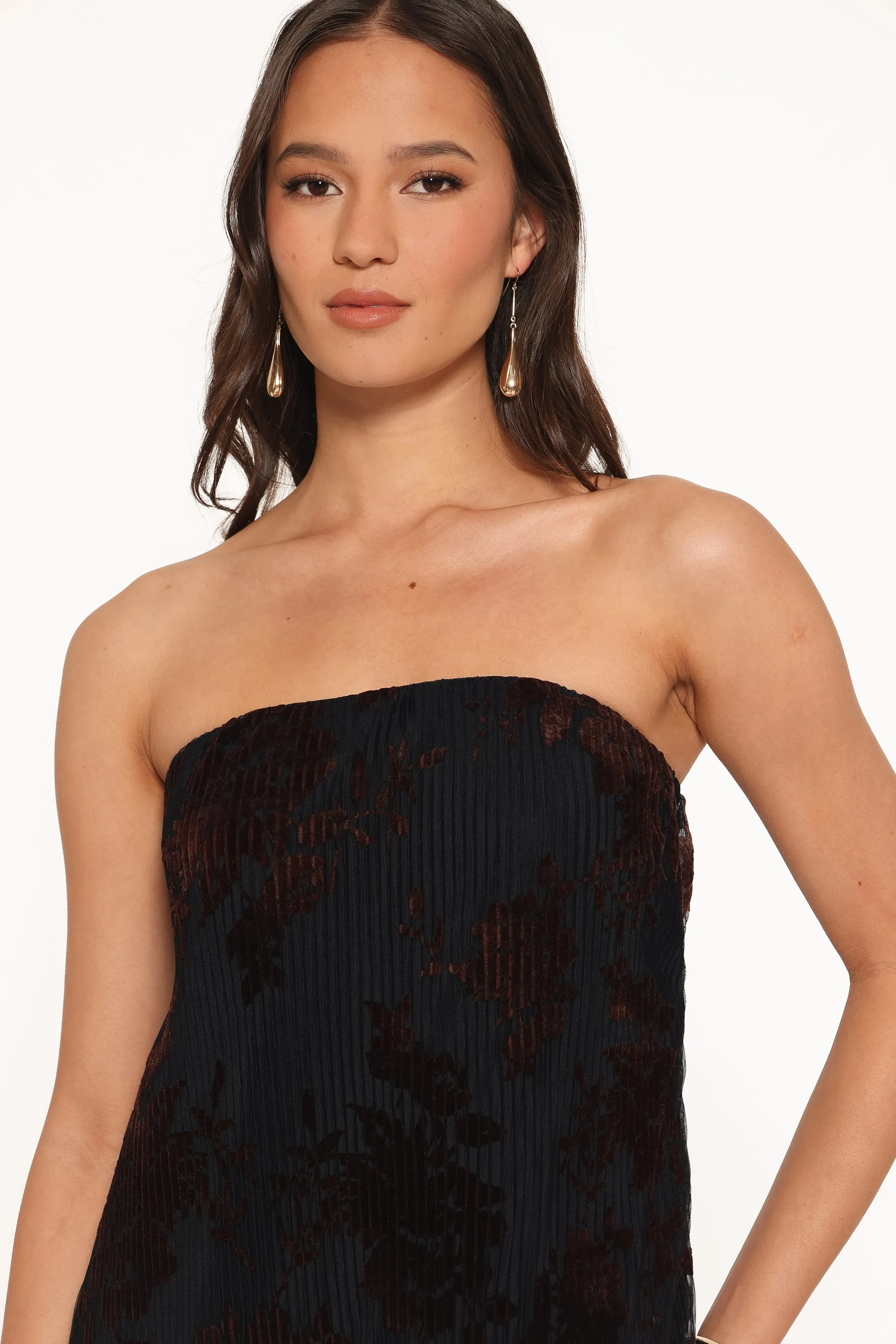 Alegra Maxi Dress - Black Floral sold by Petal & Pup product image thumbnail 3
