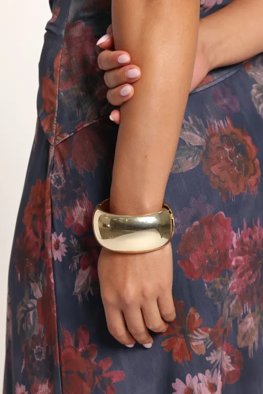 Simona Bangle - Gold made by Petal & Pup