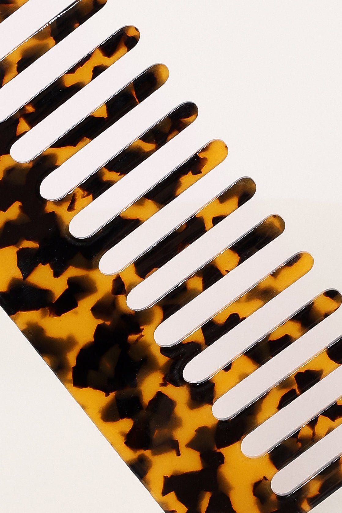 Rome Comb - Tort sold by Petal & Pup product image thumbnail 2