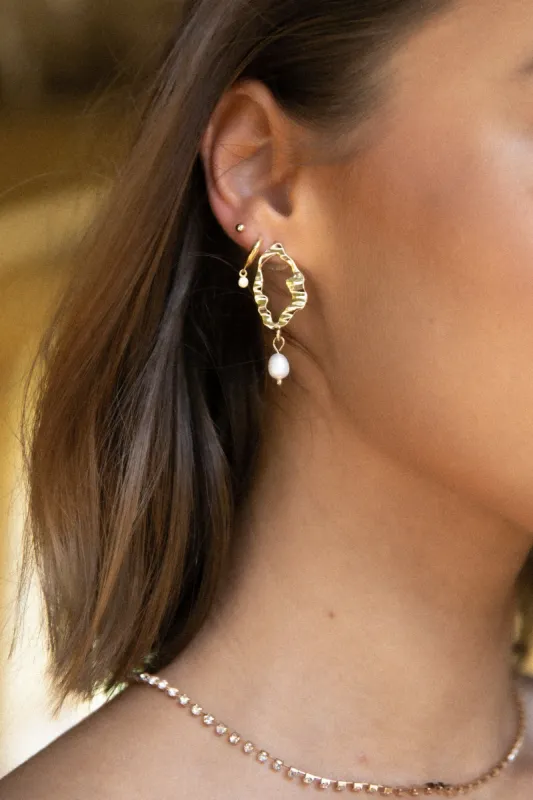 Quinn Earrings - Pearl made by Petal & Pup