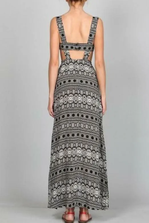 En Créme Black Medallion Print Maxi Dress sold by Boho Pink product image thumbnail 2