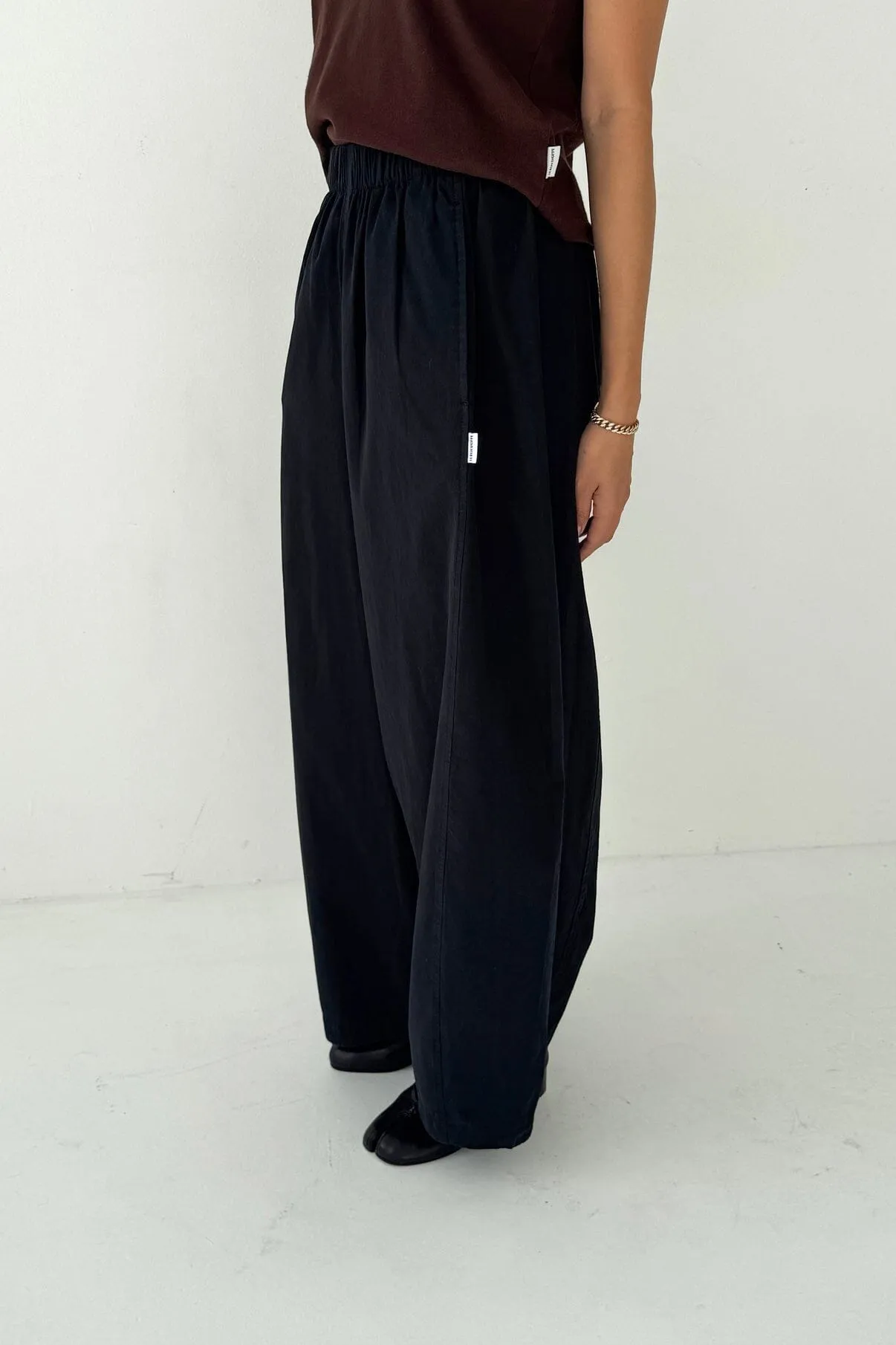 Parachute Pants - BLACK sold by Maelu product image thumbnail 2