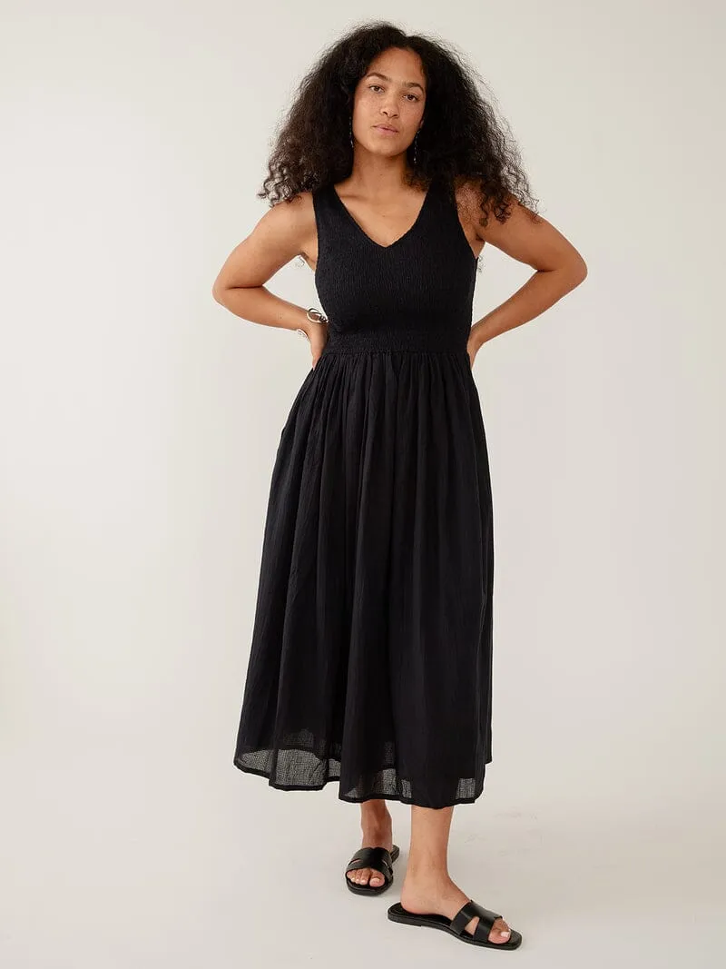 Lily V-Neck Sleeveless Dress Black sold by Maelu