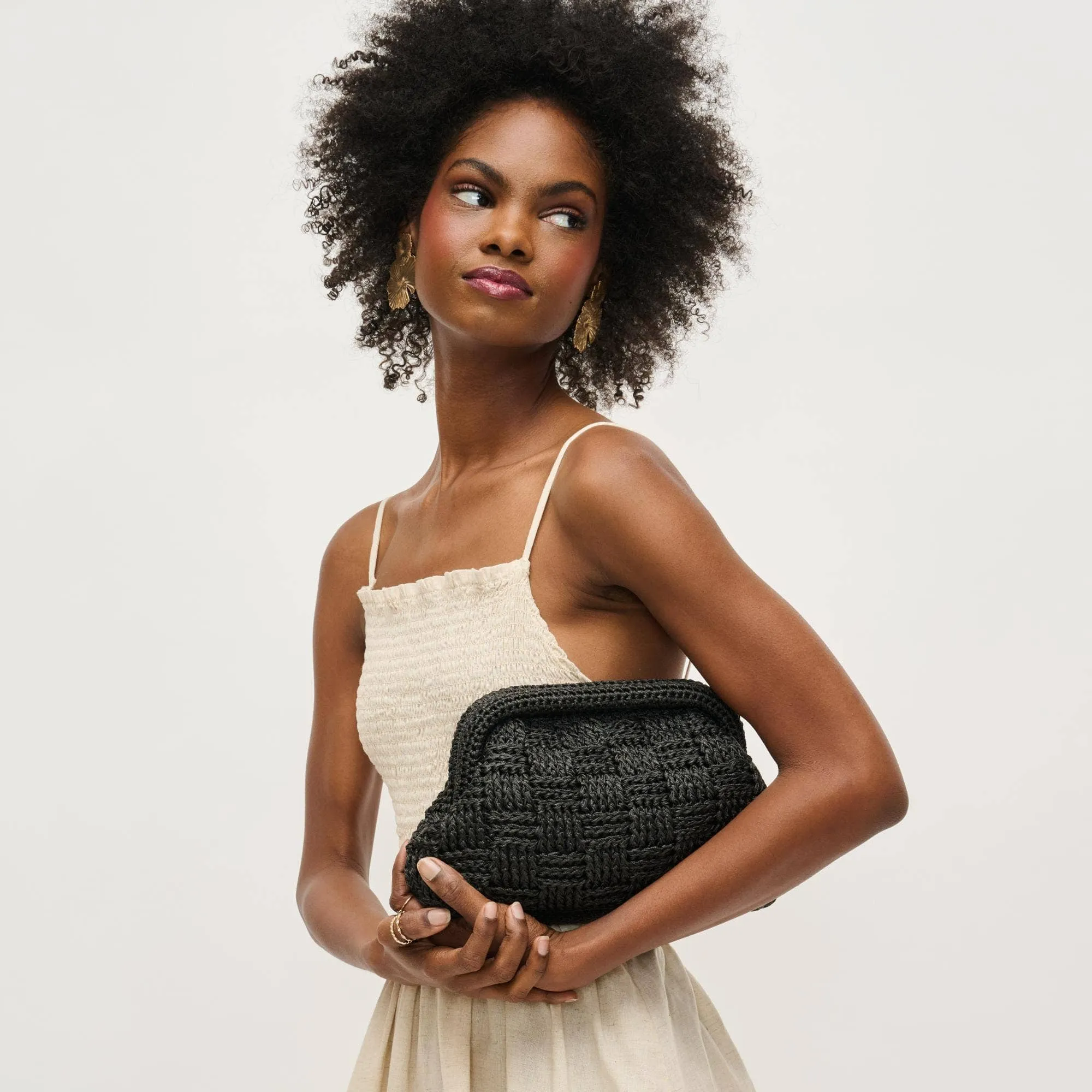 Annie Clutch sold by Maelu