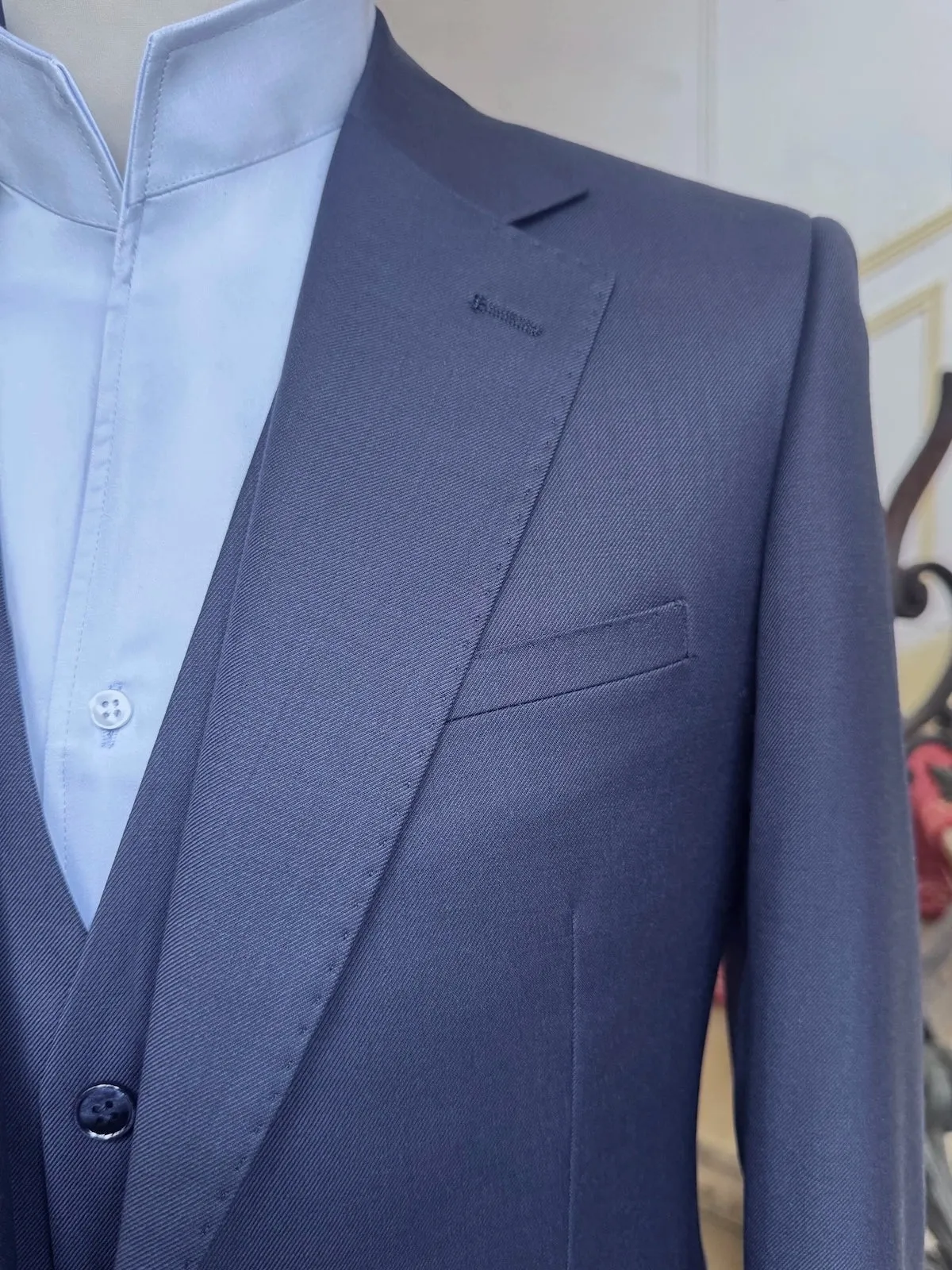 Costume Trois Pièces Bleu En Laine Froide sold by Zedby product image thumbnail 2