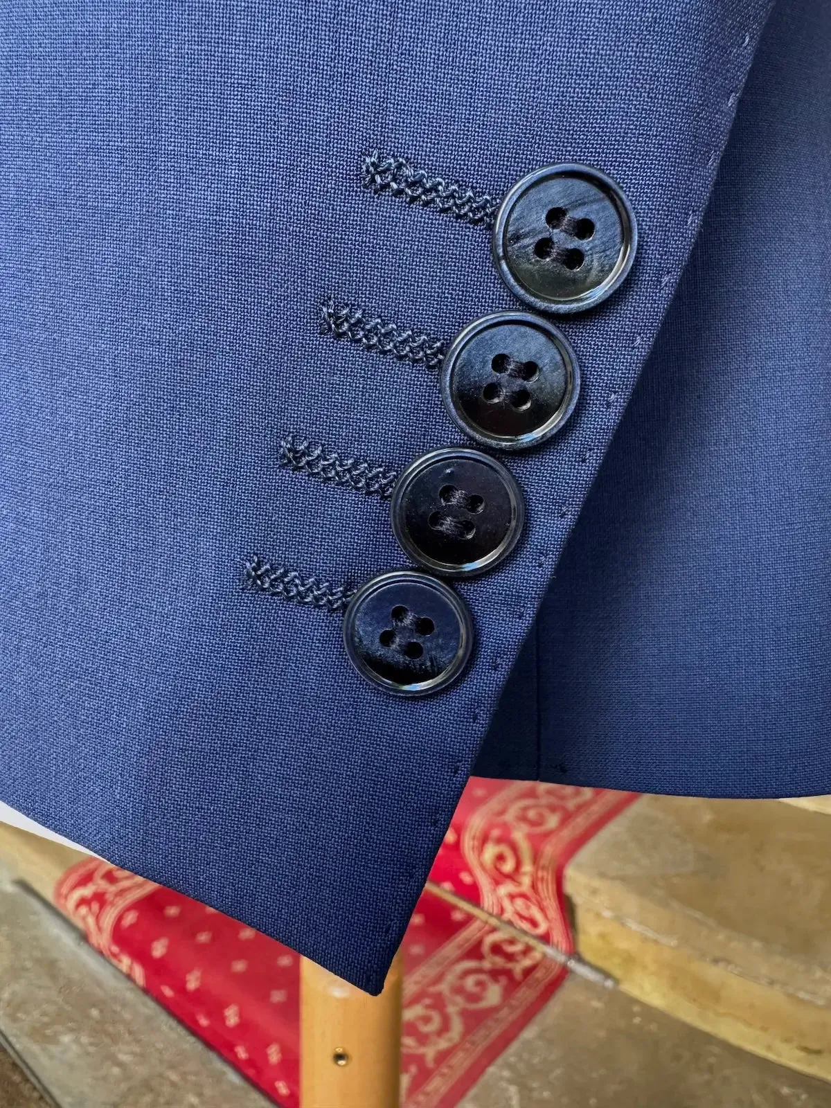 Costume Trois Pièces Bleu Roi En Laine Froide sold by Zedby product image thumbnail 3