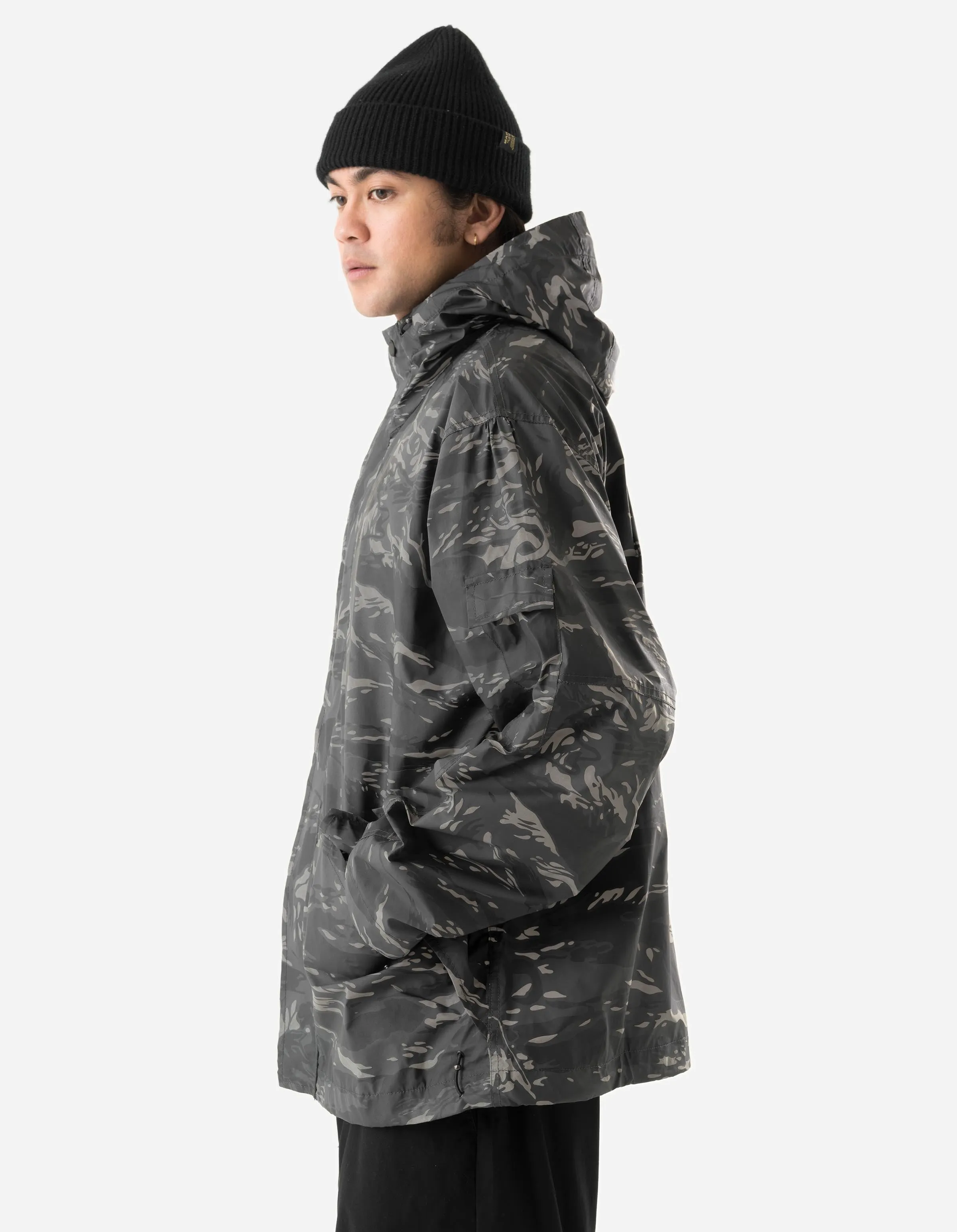 7120 Reflective Camo ECWS Parka Subdued Night sold by Maharishi product image thumbnail 5