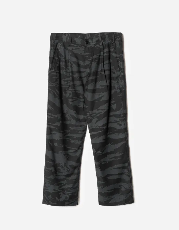 7150 Loose Wool Chino Black made by Maharishi