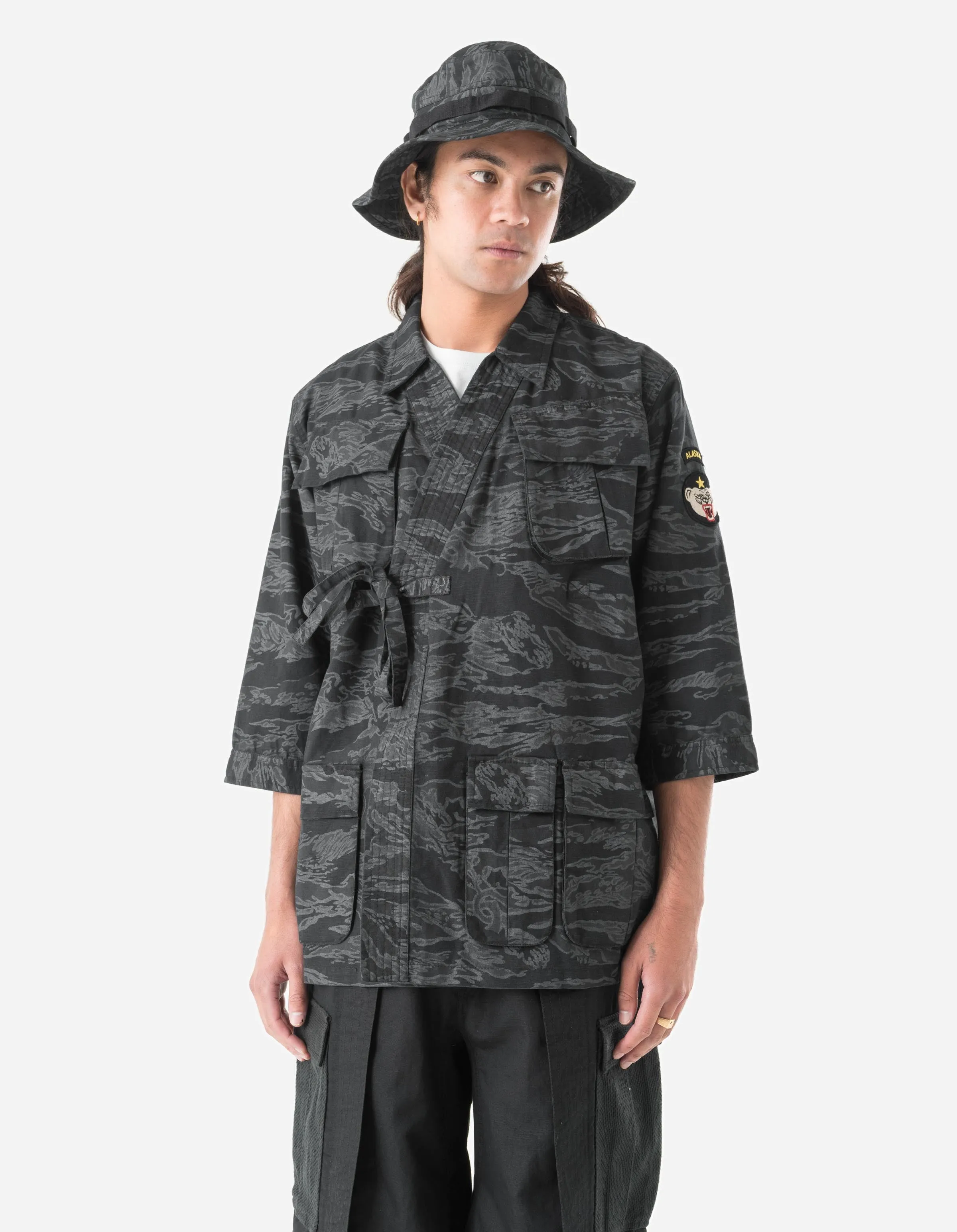 7148 Modified Jungle Shirt Subdued Night sold by Maharishi product image thumbnail 4