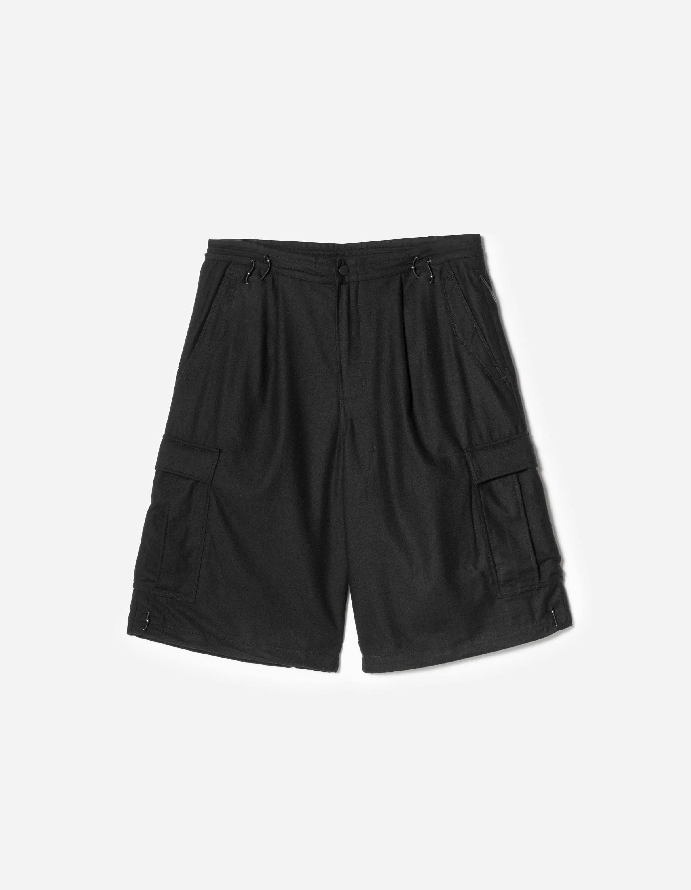 7118 Oversized Wool Cargo Snoshorts Black sold by Maharishi