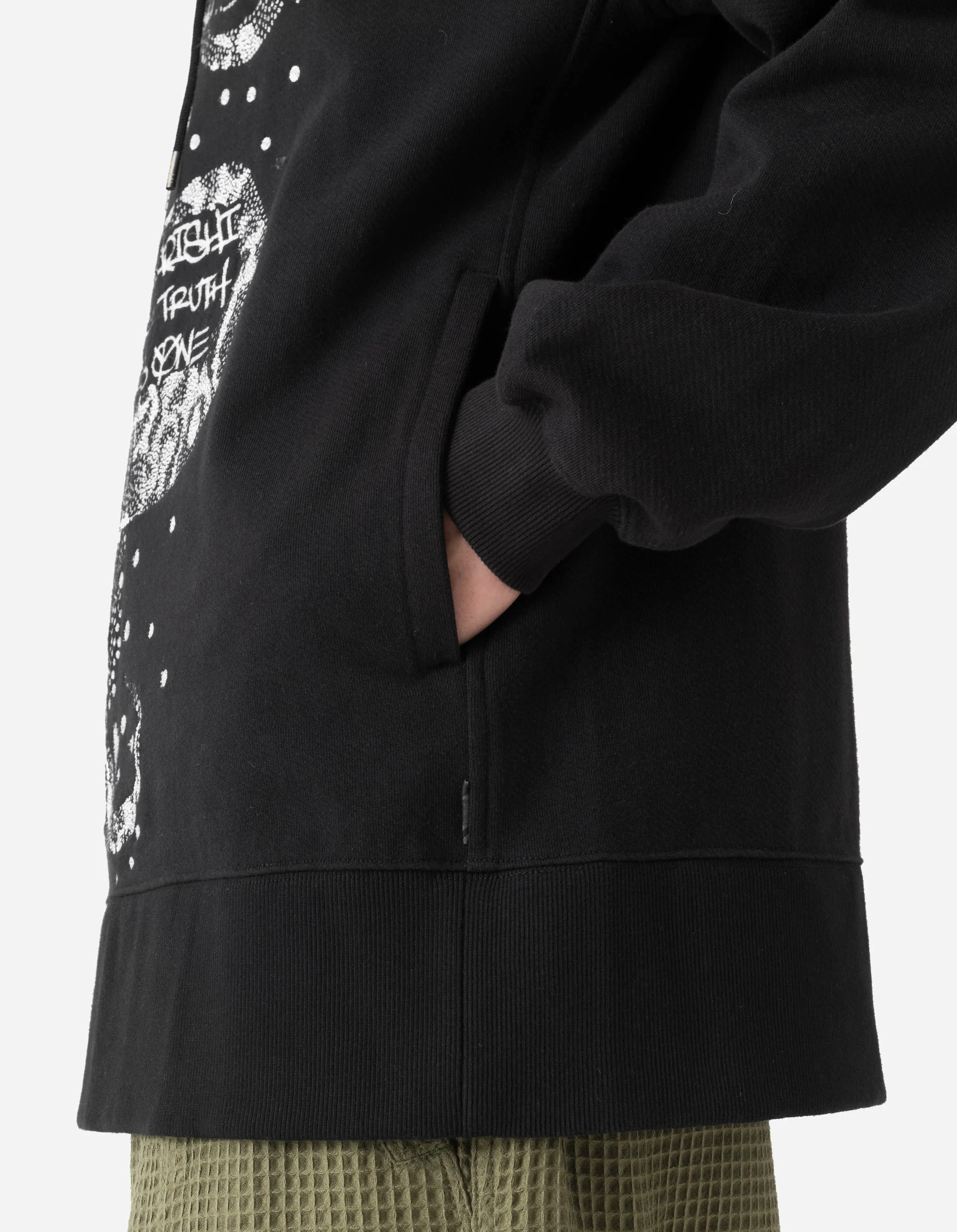 6125 Oversized Kormeleon Embroidered Hooded Sweat Black/White sold by Maharishi product image thumbnail 4