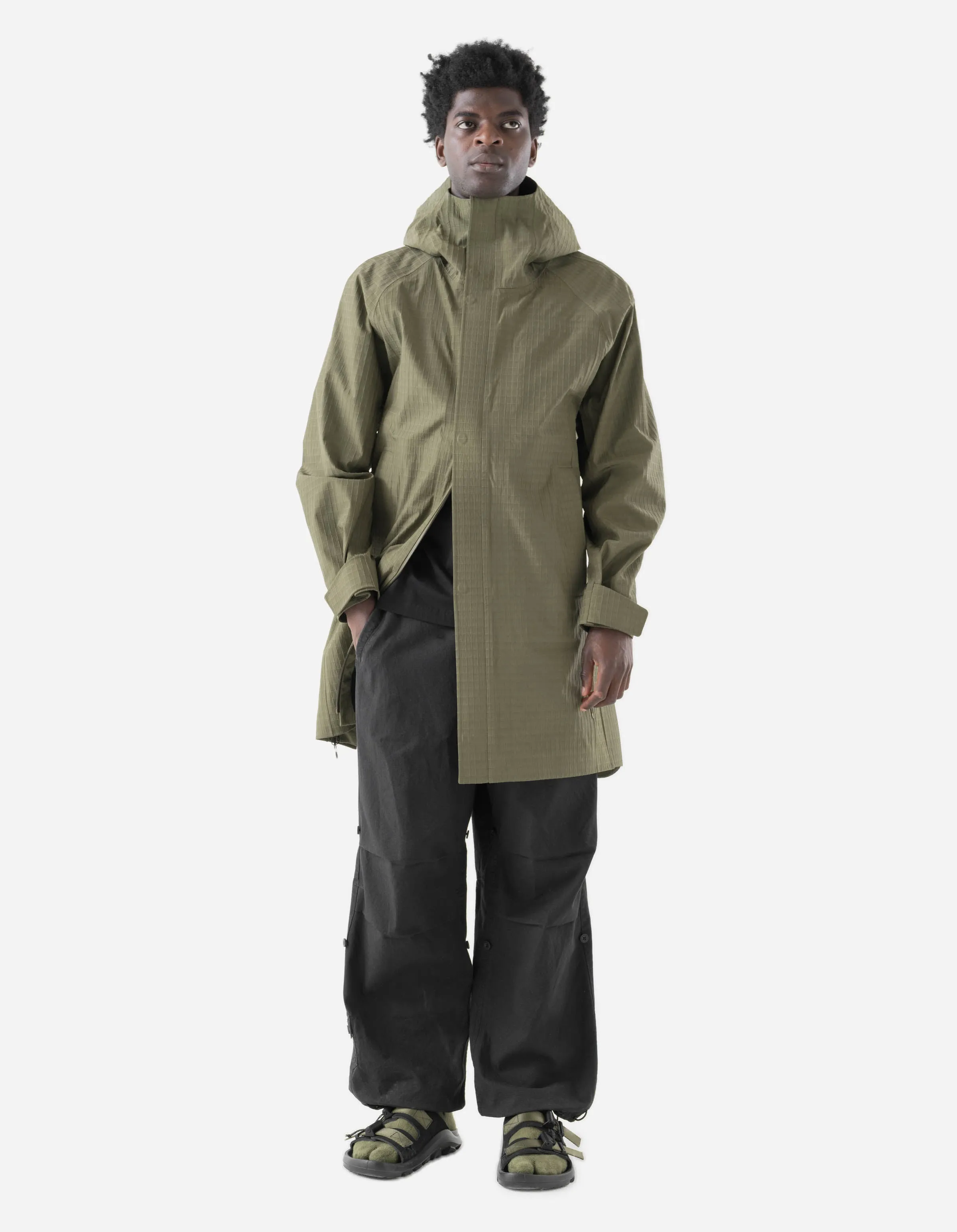 7200 Waterproof Tech Long Parka Olive OG-107F sold by Maharishi product image thumbnail 2