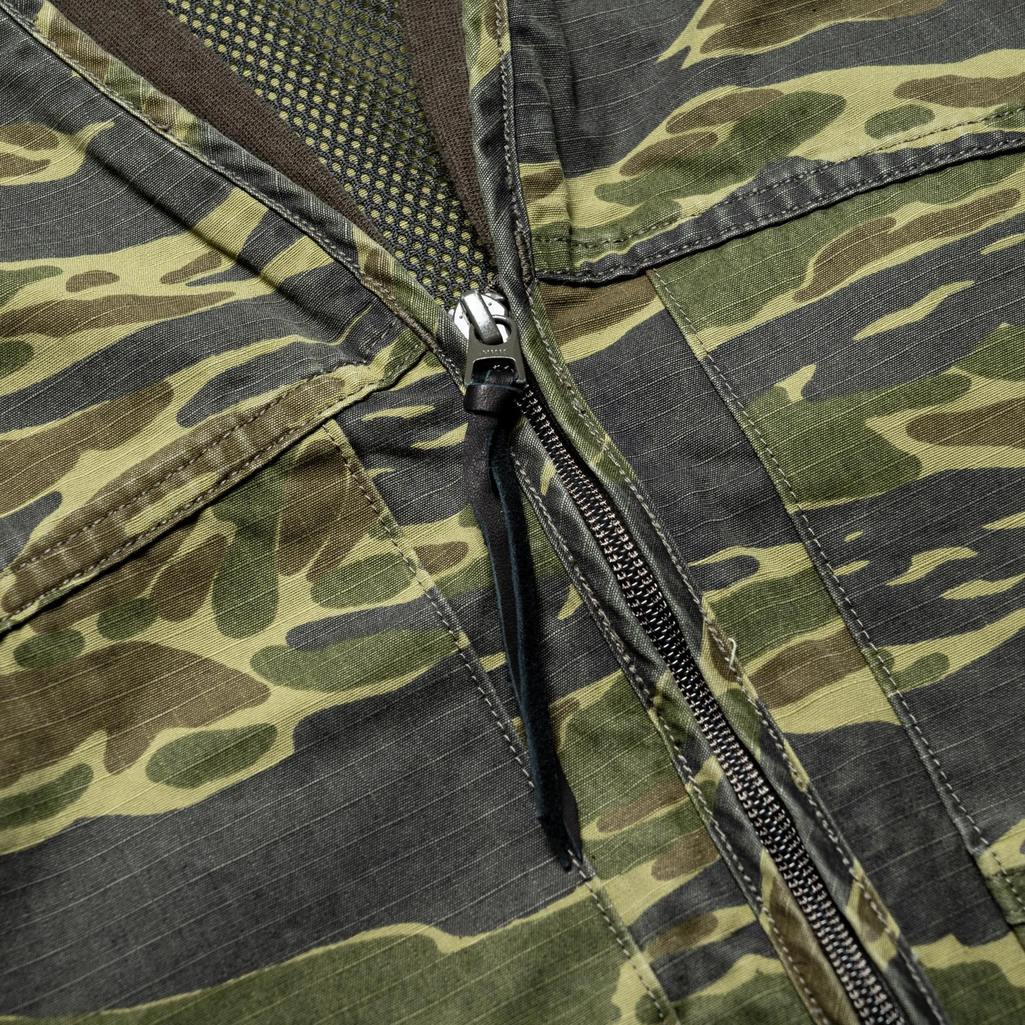 Utility Vest - Tiger Camo sold by BlackBlue product image thumbnail 4