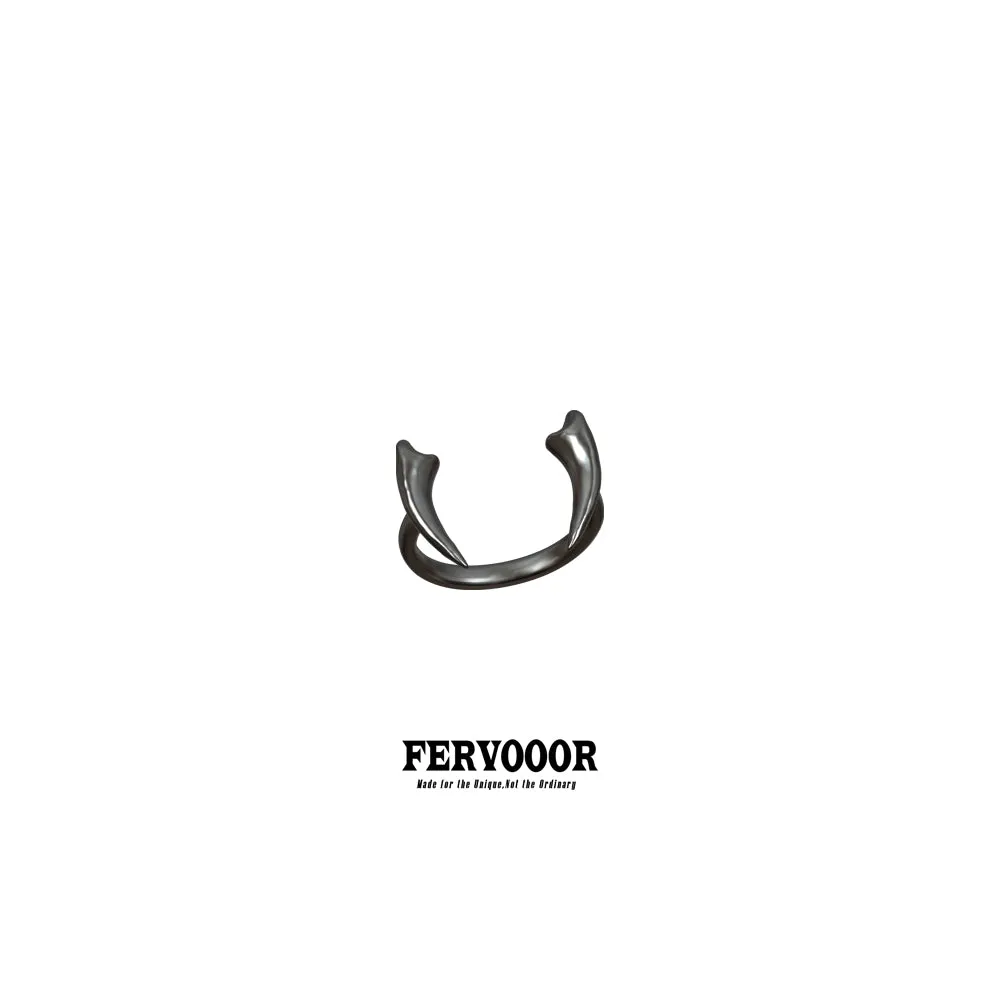 Fervooor Battle Angel Aged Bronze Hound Fang Slim Ring sold by Fervooor product image thumbnail 2