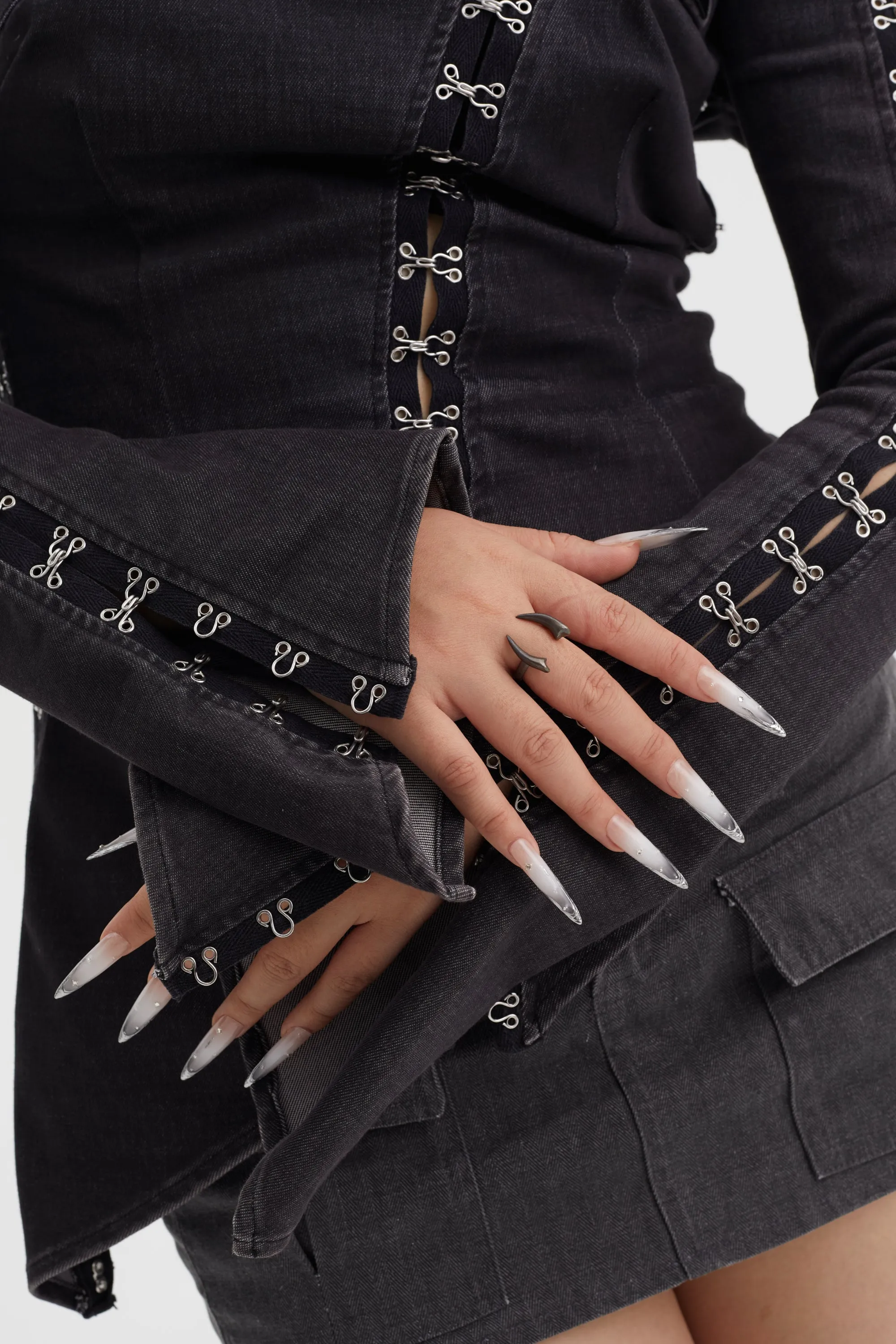 Fervooor Battle Angel Aged Bronze Hound Fang Slim Ring sold by Fervooor