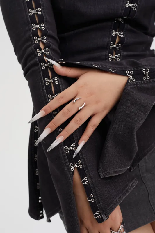 Fervooor Battle Angel Silver Hound Fang Slim Ring made by Fervooor