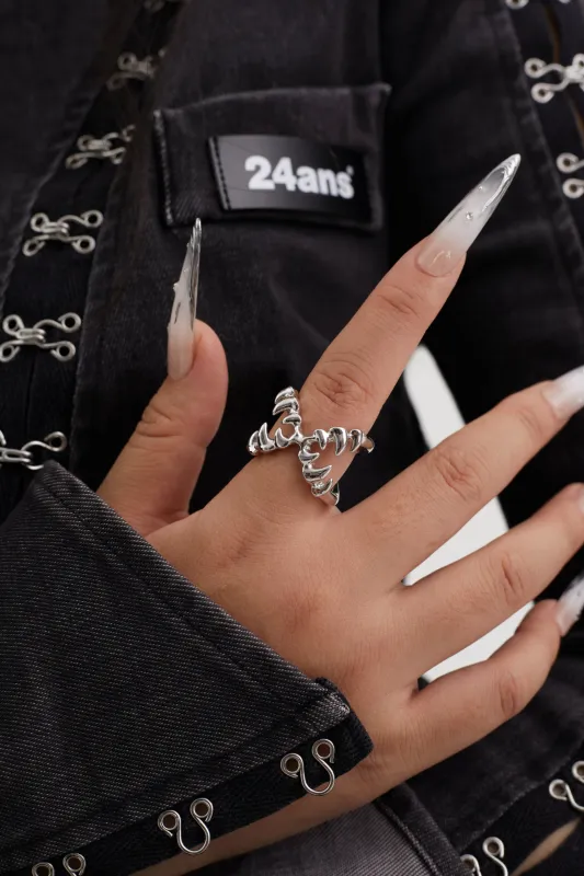 Fervooor Battle Angel Silver Hound Fang Cross Ring sold by Fervooor