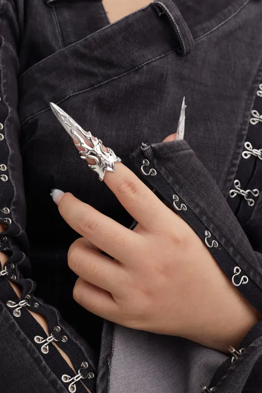 Fervooor Battle Angel Silver Flaming Shield Fingertip Ring sold by Fervooor