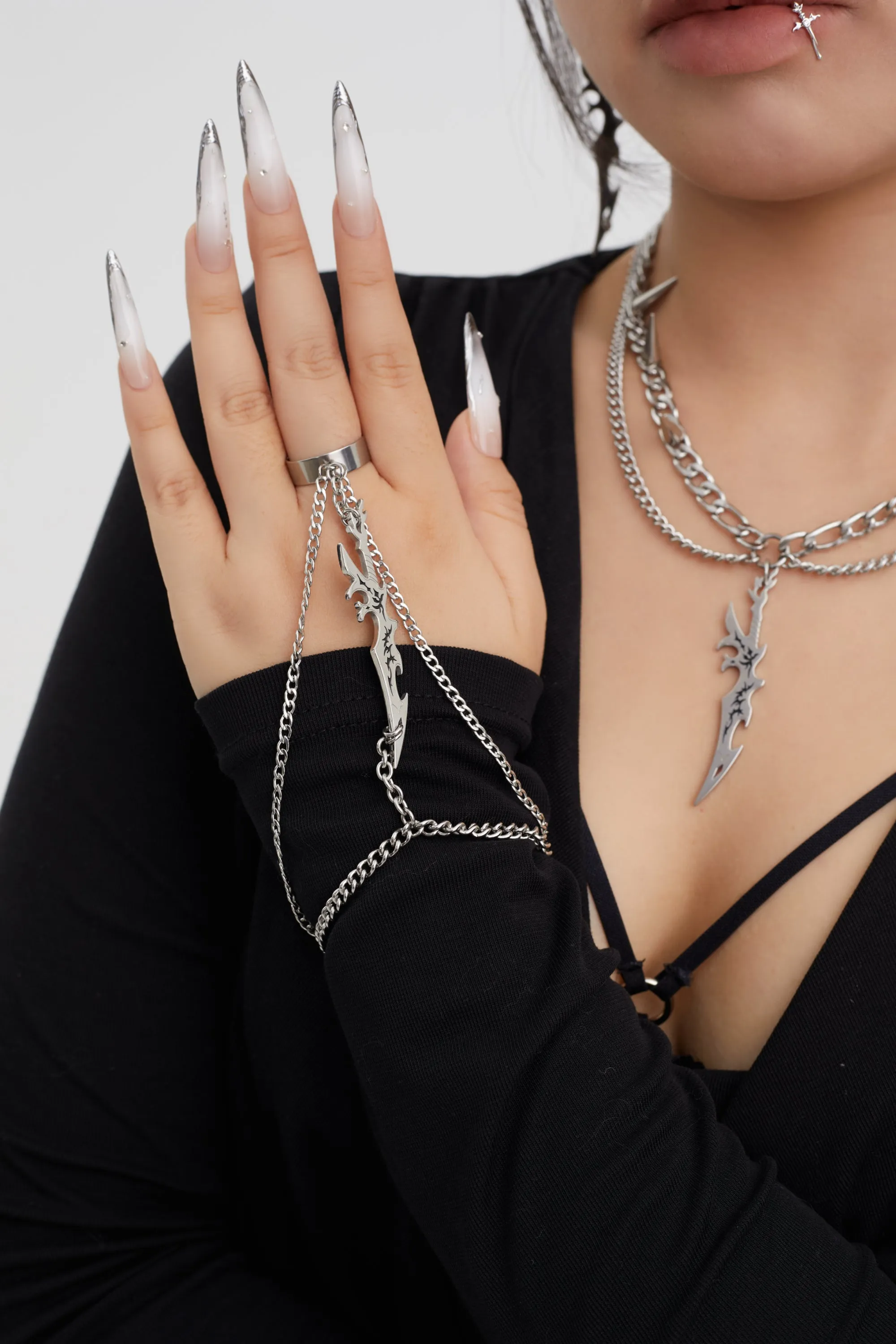 Fervooor Acid Knife hand chain ring+bracelet sold by Fervooor