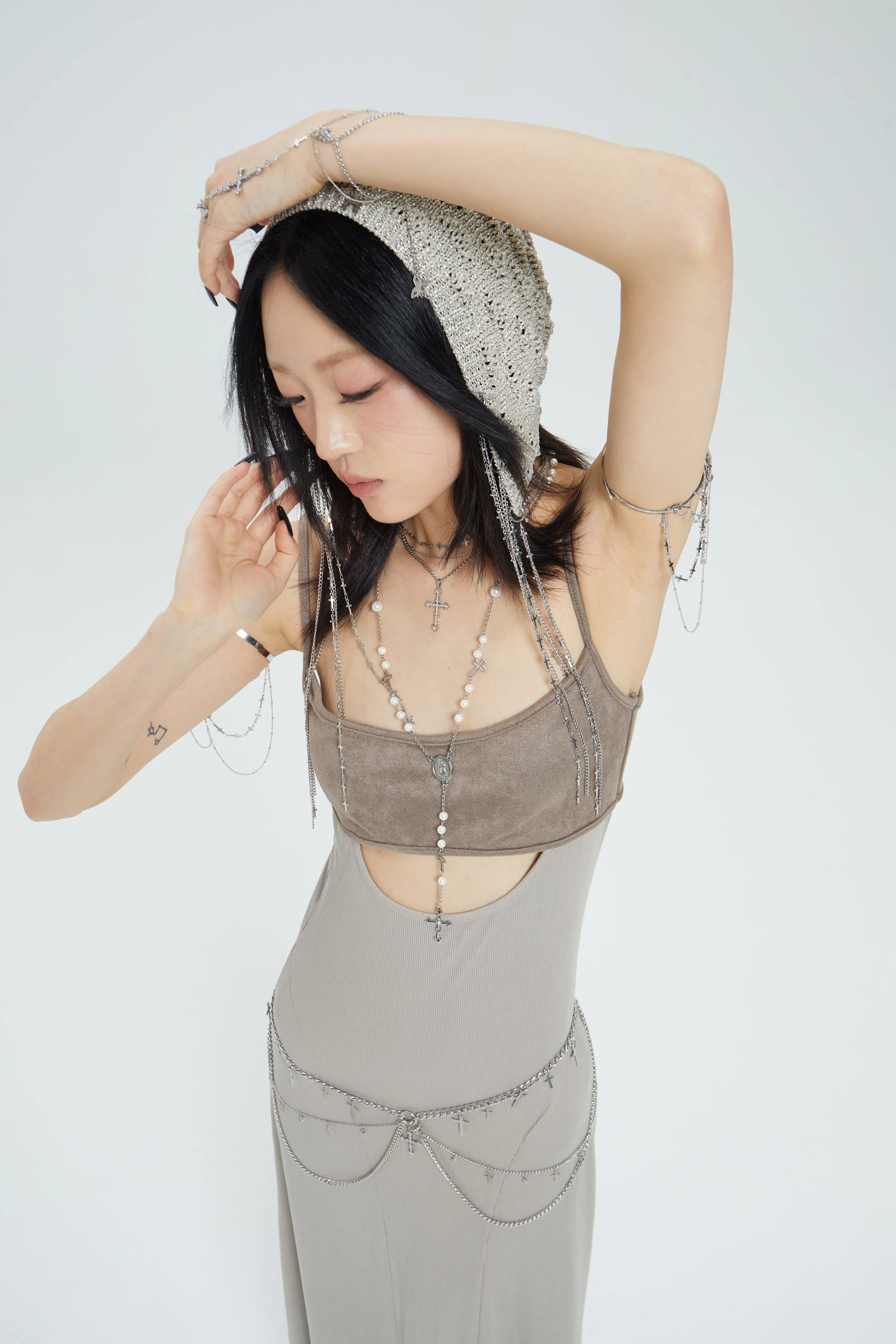 Fervooor Dune chrome heart lily crucifix long chain necklace sold by Fervooor product image thumbnail 2