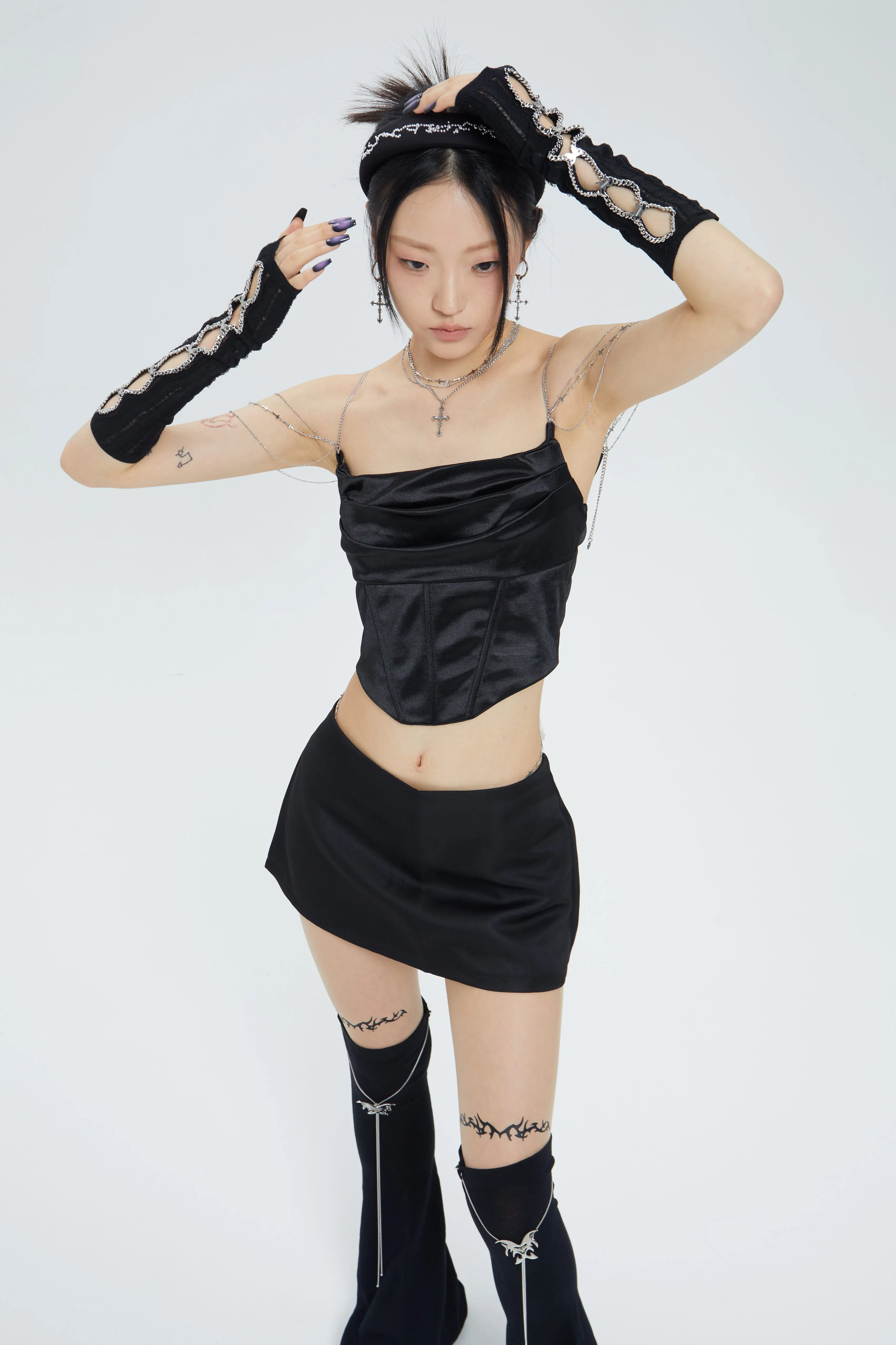 Fervooor Dune chrome heart lily crucifix choker sold by Fervooor product image thumbnail 4