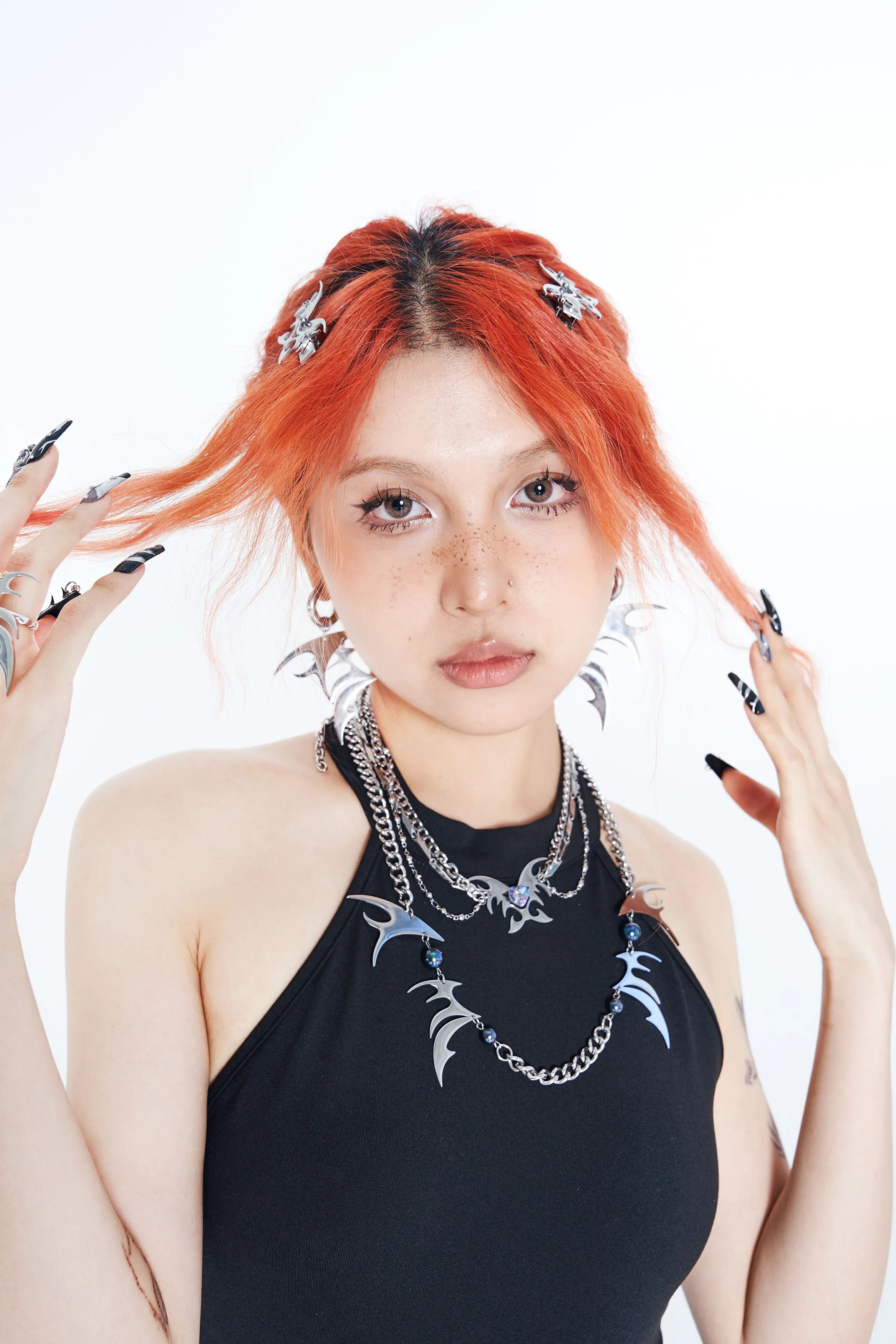 Fervooor FEV Butterfly earrings sold by Fervooor product image thumbnail 4