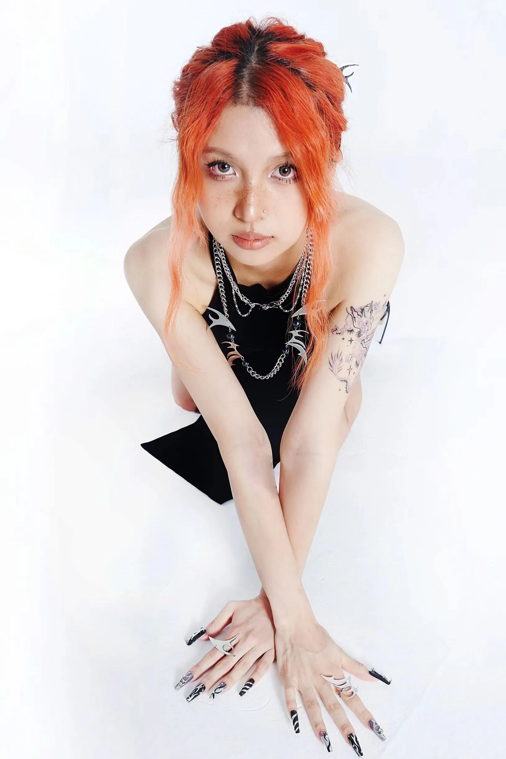 Fervooor FEV Butterfly ring set sold by Fervooor product image thumbnail 5