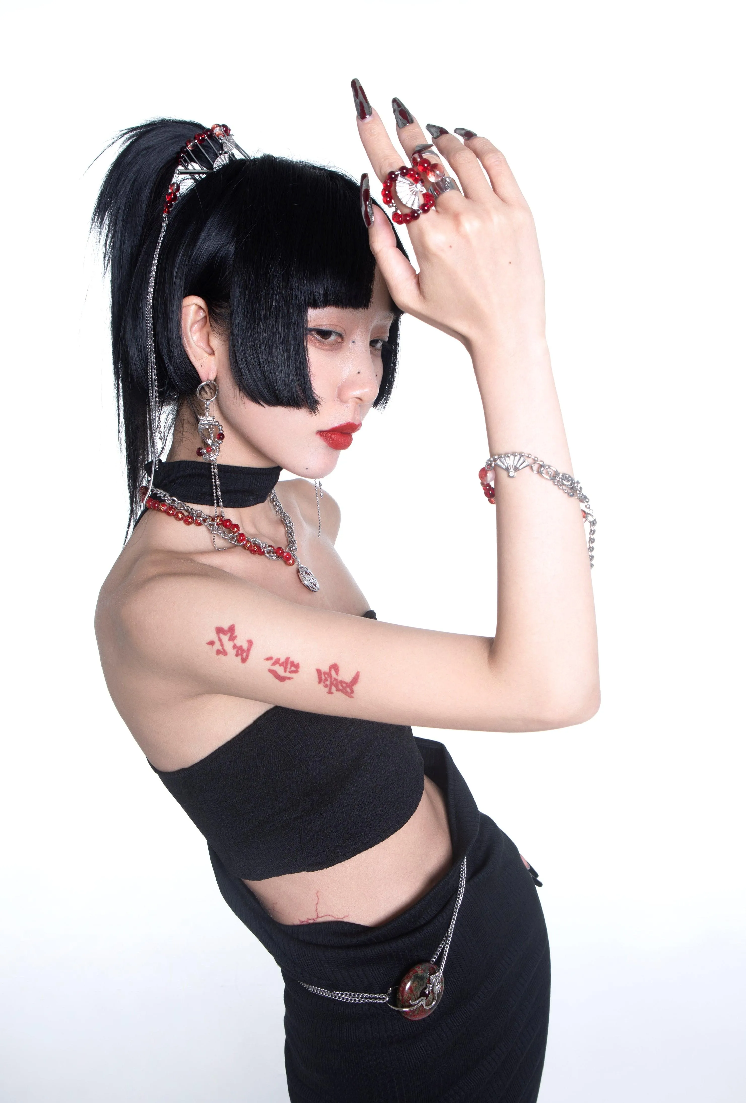 No Restock/Fervooor Crimson romance ring set sold by Fervooor product image thumbnail 5