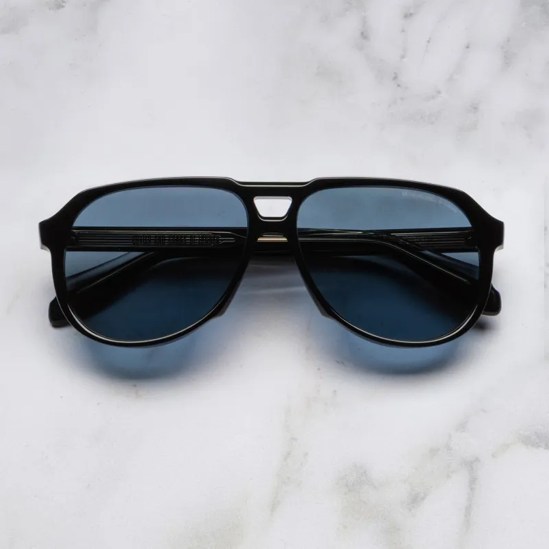 9782 Aviator Polarised Sunglasses made by Cutler and Gross