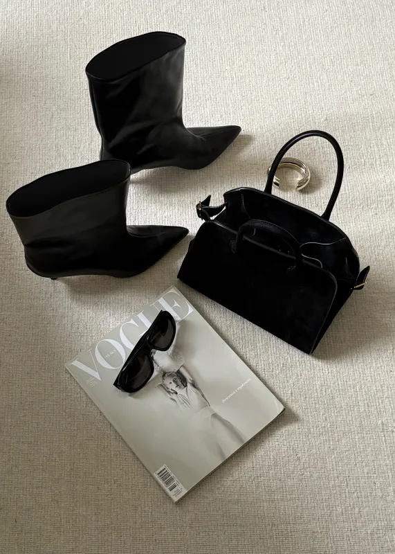 BOTKI ASTORIA BLACK sold by Le Collet