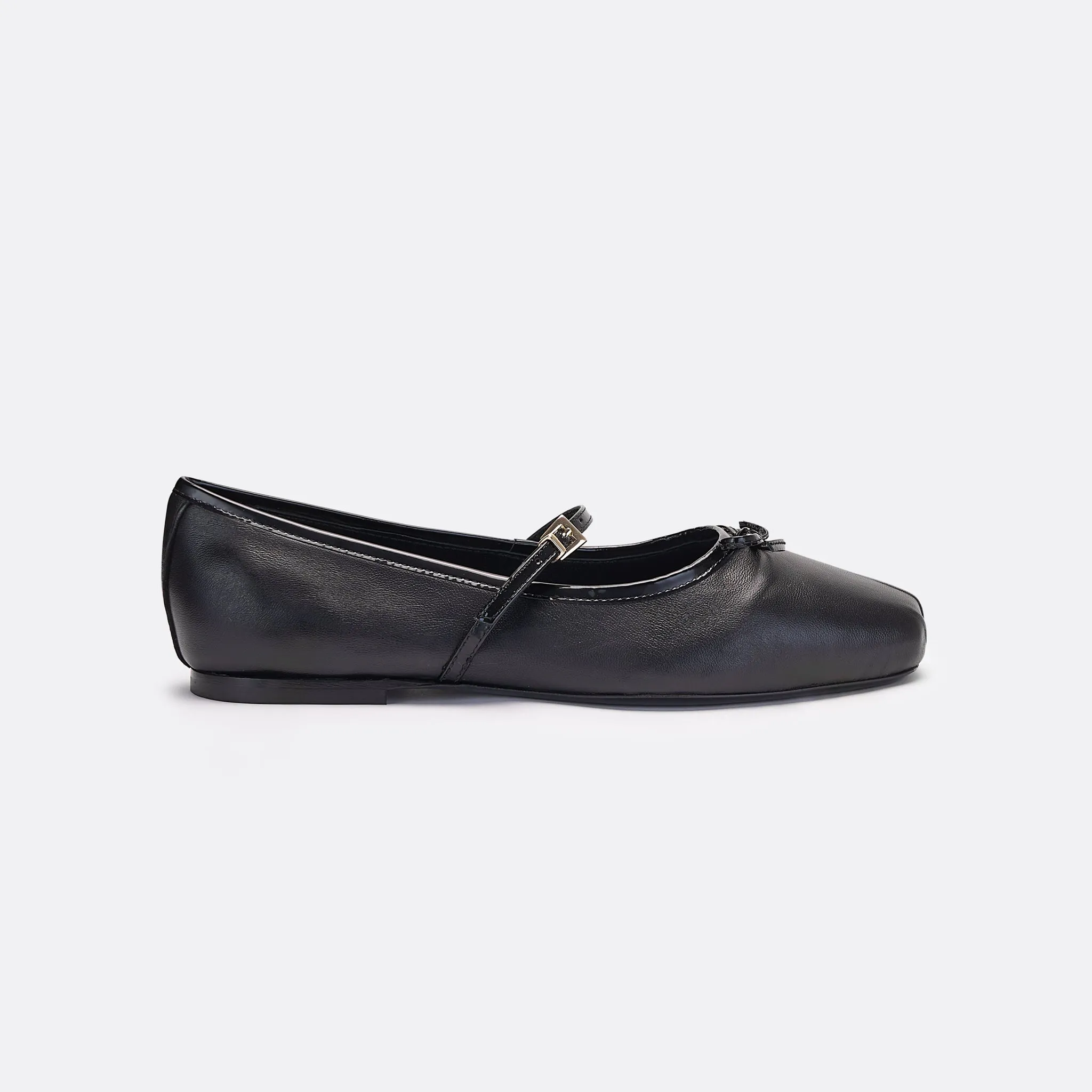 CÉLESTE sold by Helena Mar